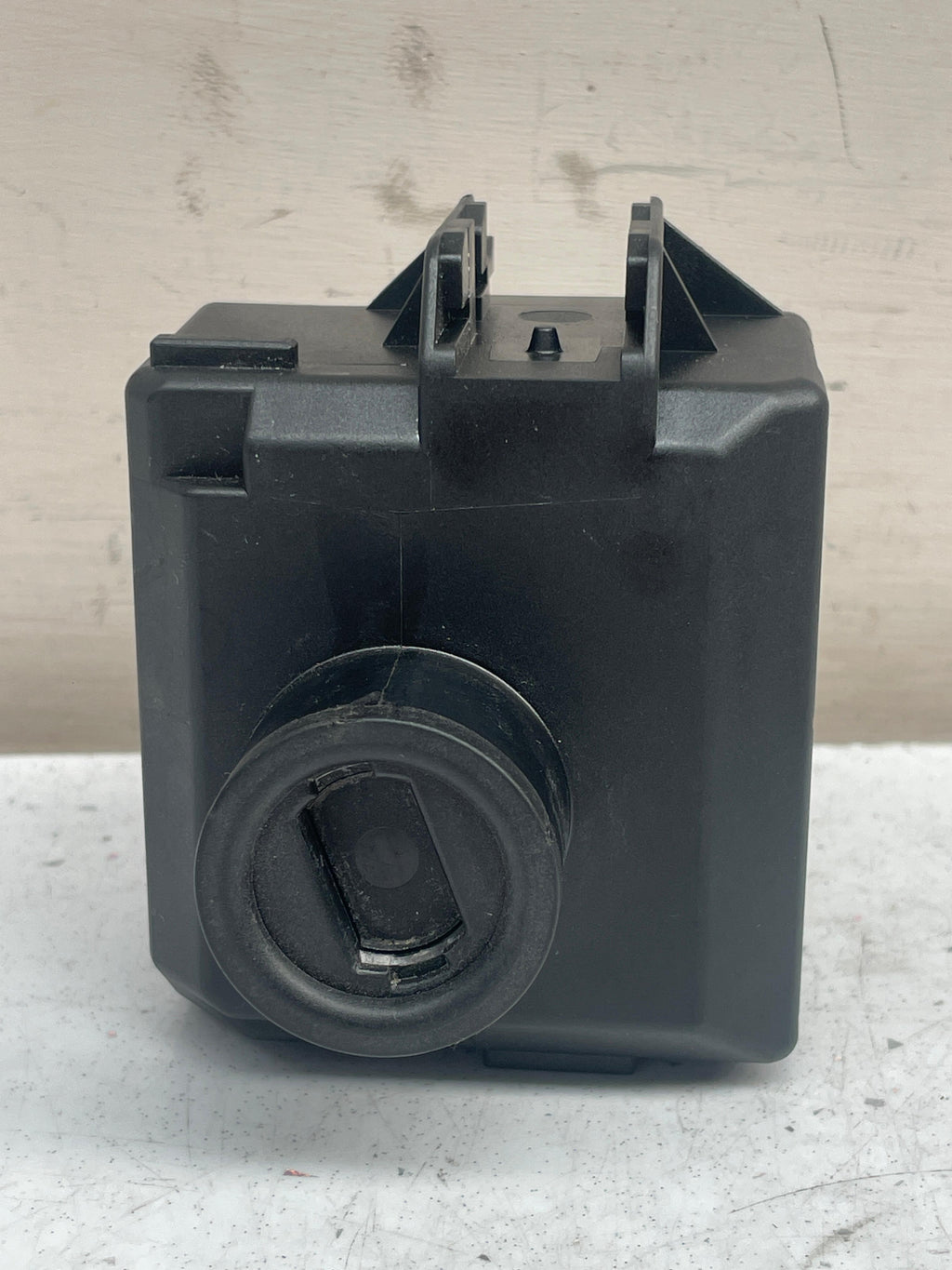 A2469058501 MERCEDES IGNITION KEY SWITCH