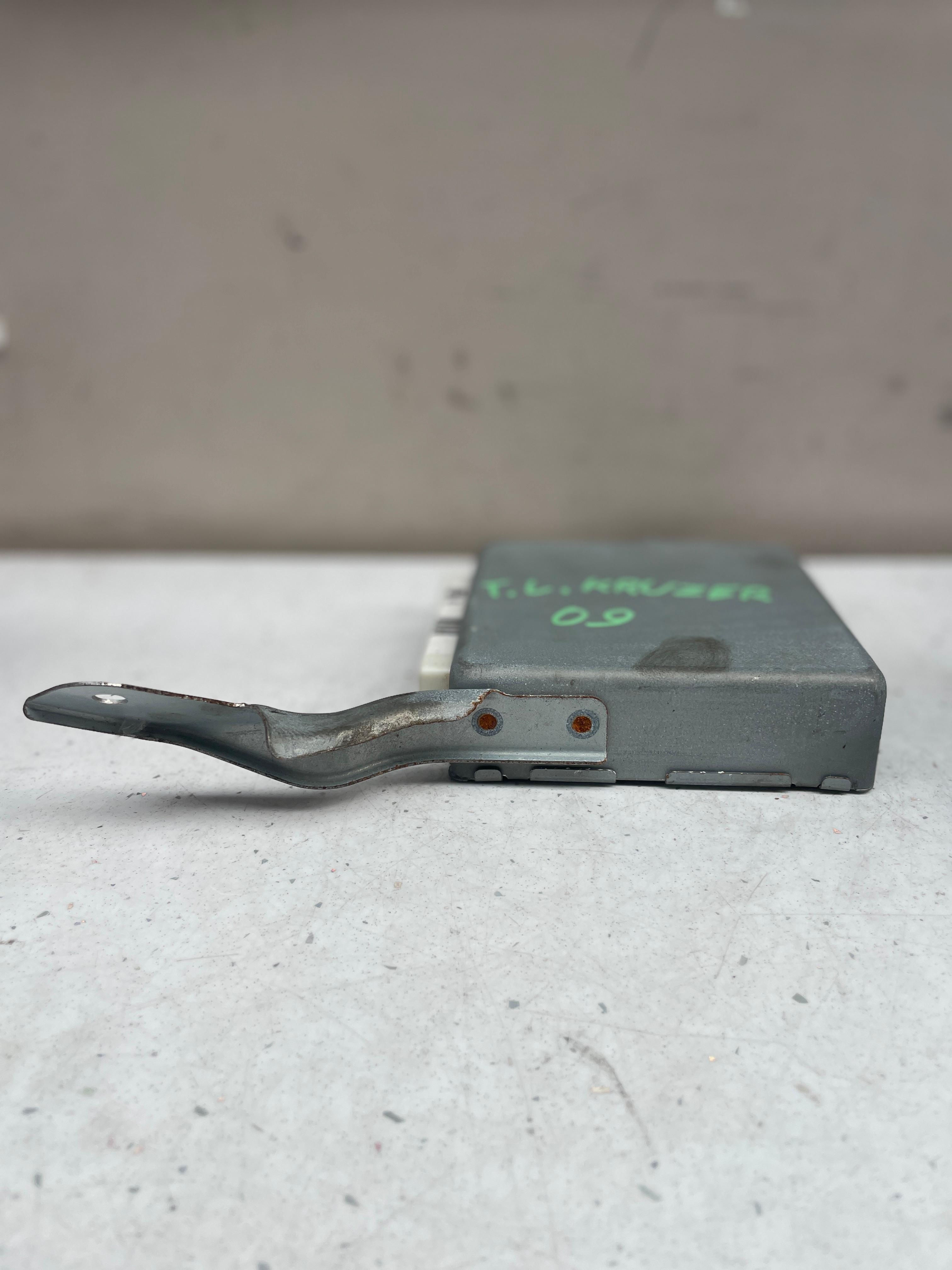 89293-60032 TOYOTA COMPUTER SUSPENSION CONTROL