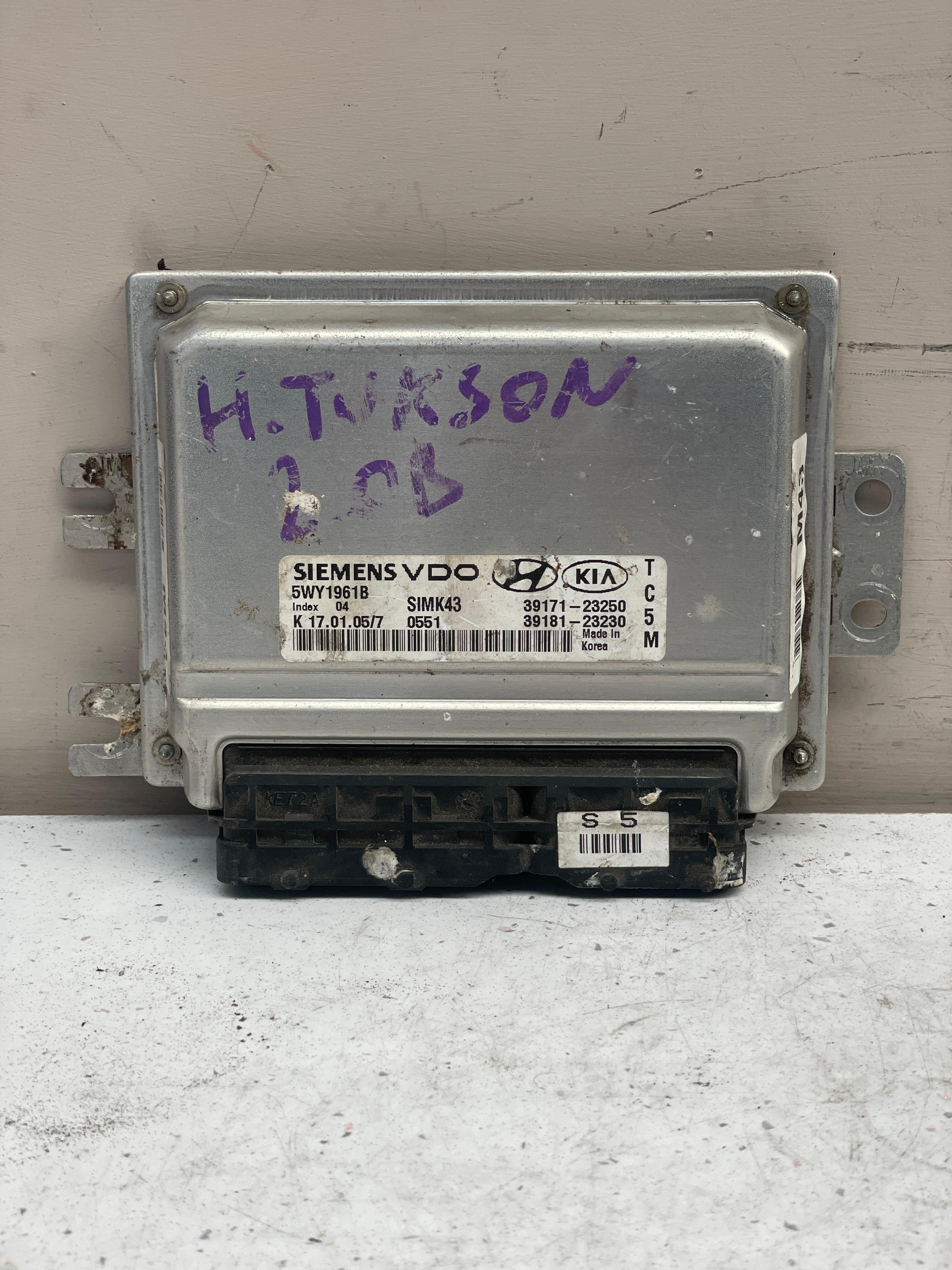 39171-23250 HYUNDAI ECU ENGINE CONTROL