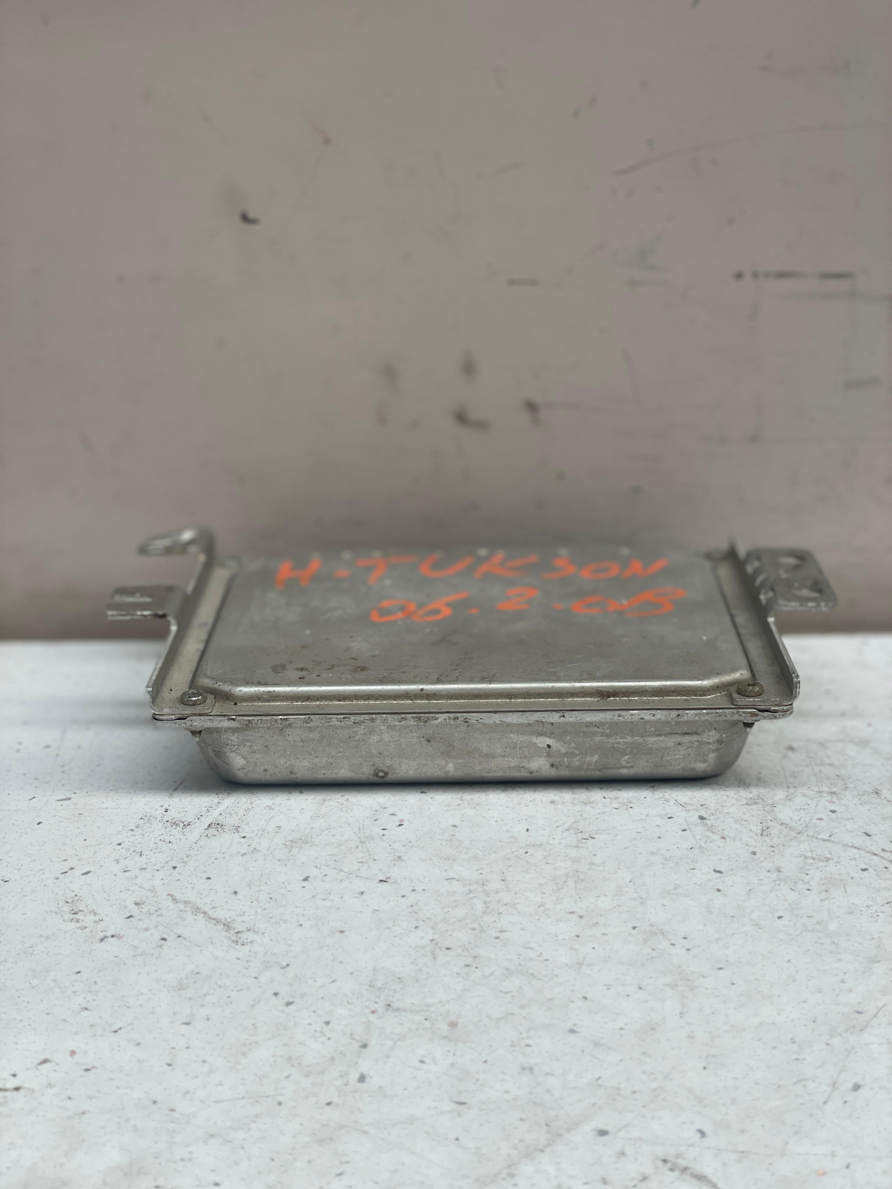 39171-23250 HYUNDAI ECU ENGINE CONTROL