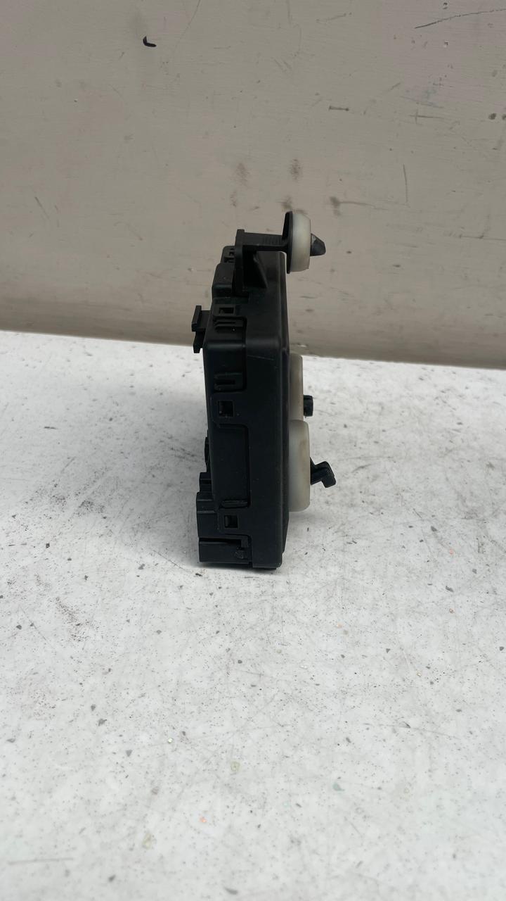 4M1959795J AUDI REAR RIGHT SIDE DOOR CONTROL