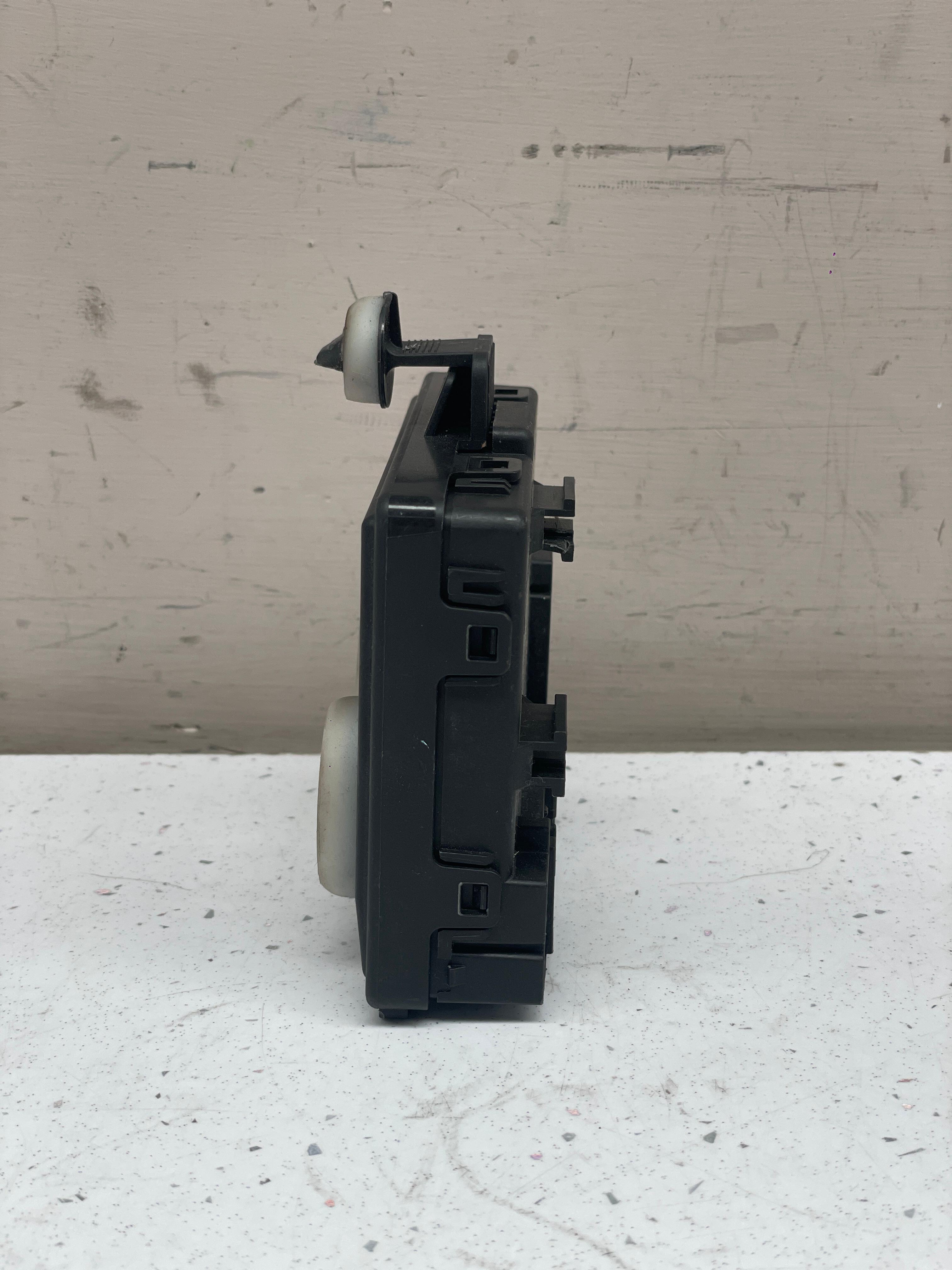 4M1959593J AUDI SQ8 DOOR CONTROL UNIT