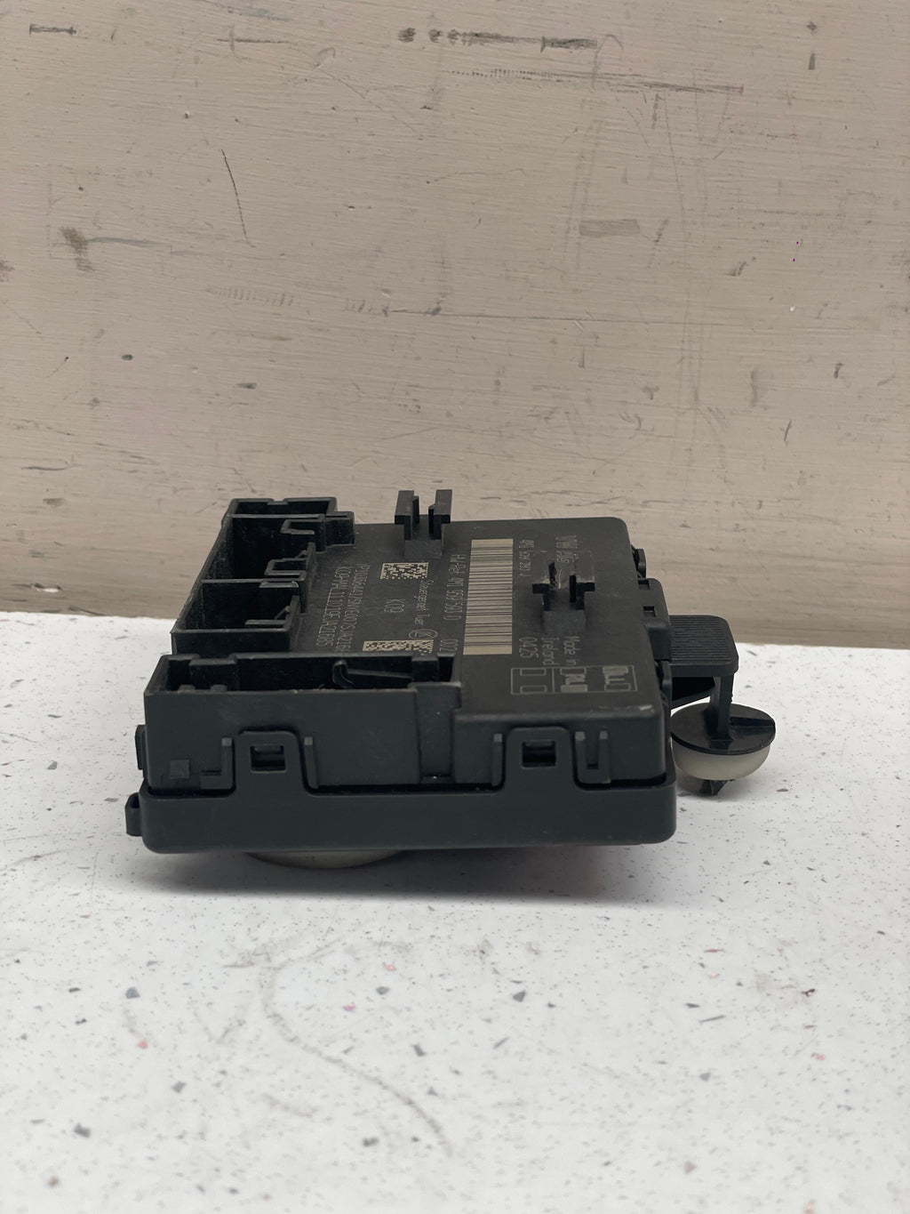 4M1959593J AUDI SQ8 DOOR CONTROL UNIT