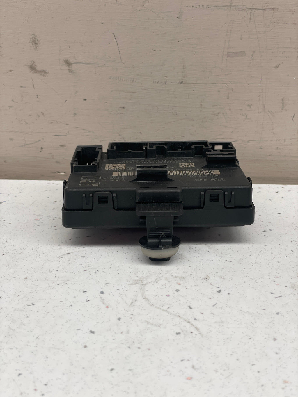 4M1959593J AUDI SQ8 DOOR CONTROL UNIT