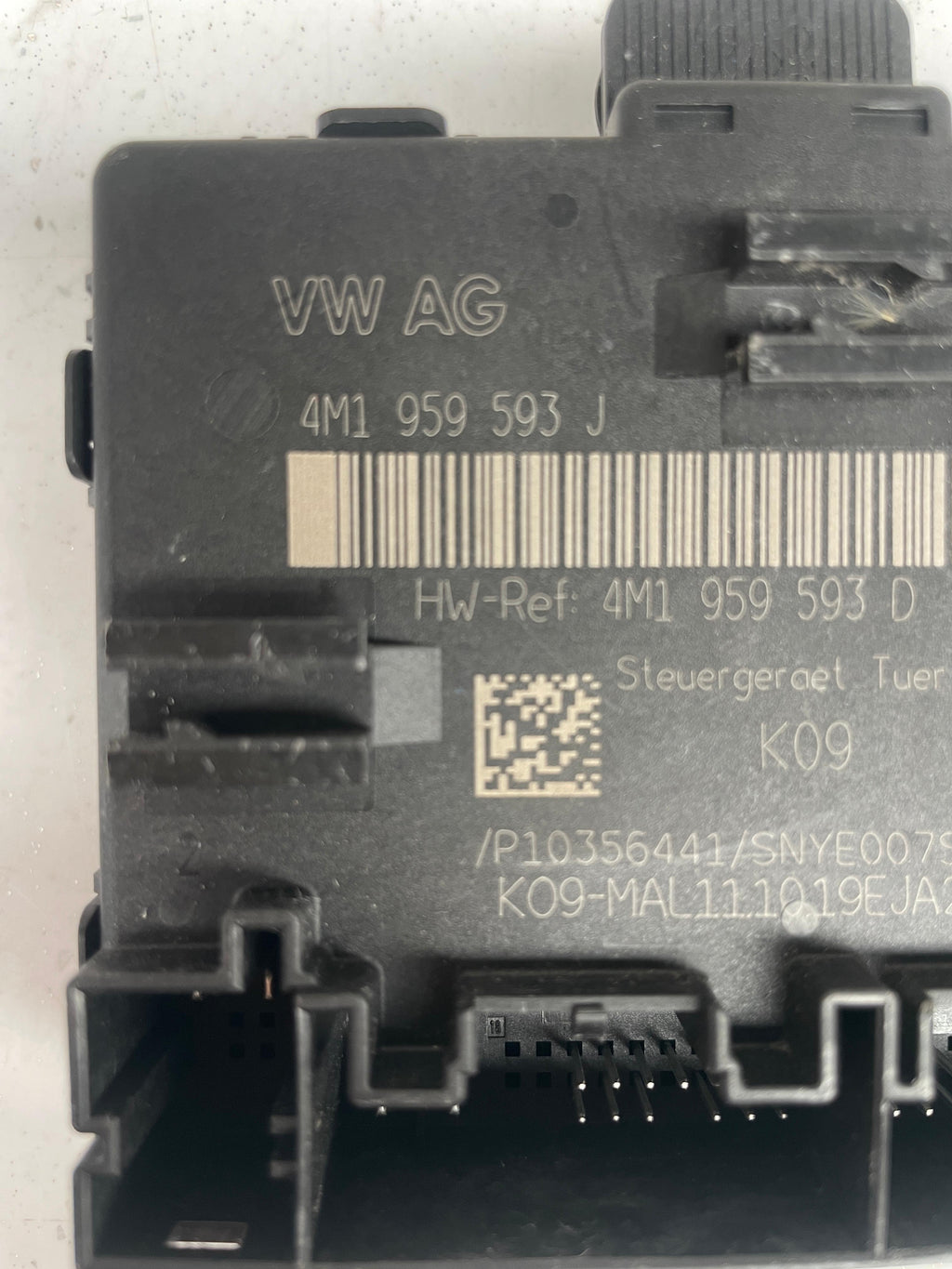 4M1959593J AUDI SQ8 DOOR CONTROL UNIT