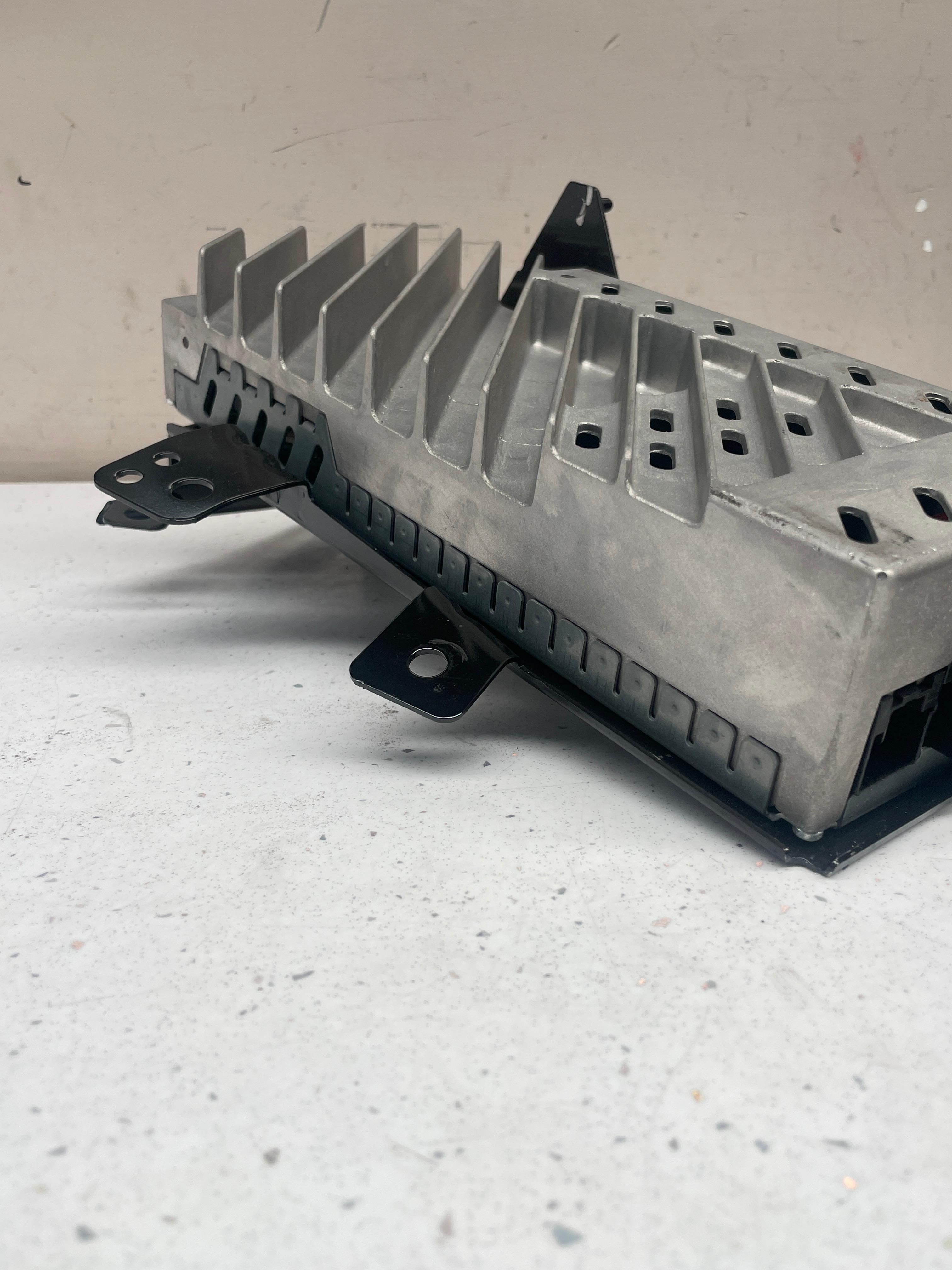 9393182 BMW F15 HARMAN BECKER AMPLIFIER SOUND SYSTEM