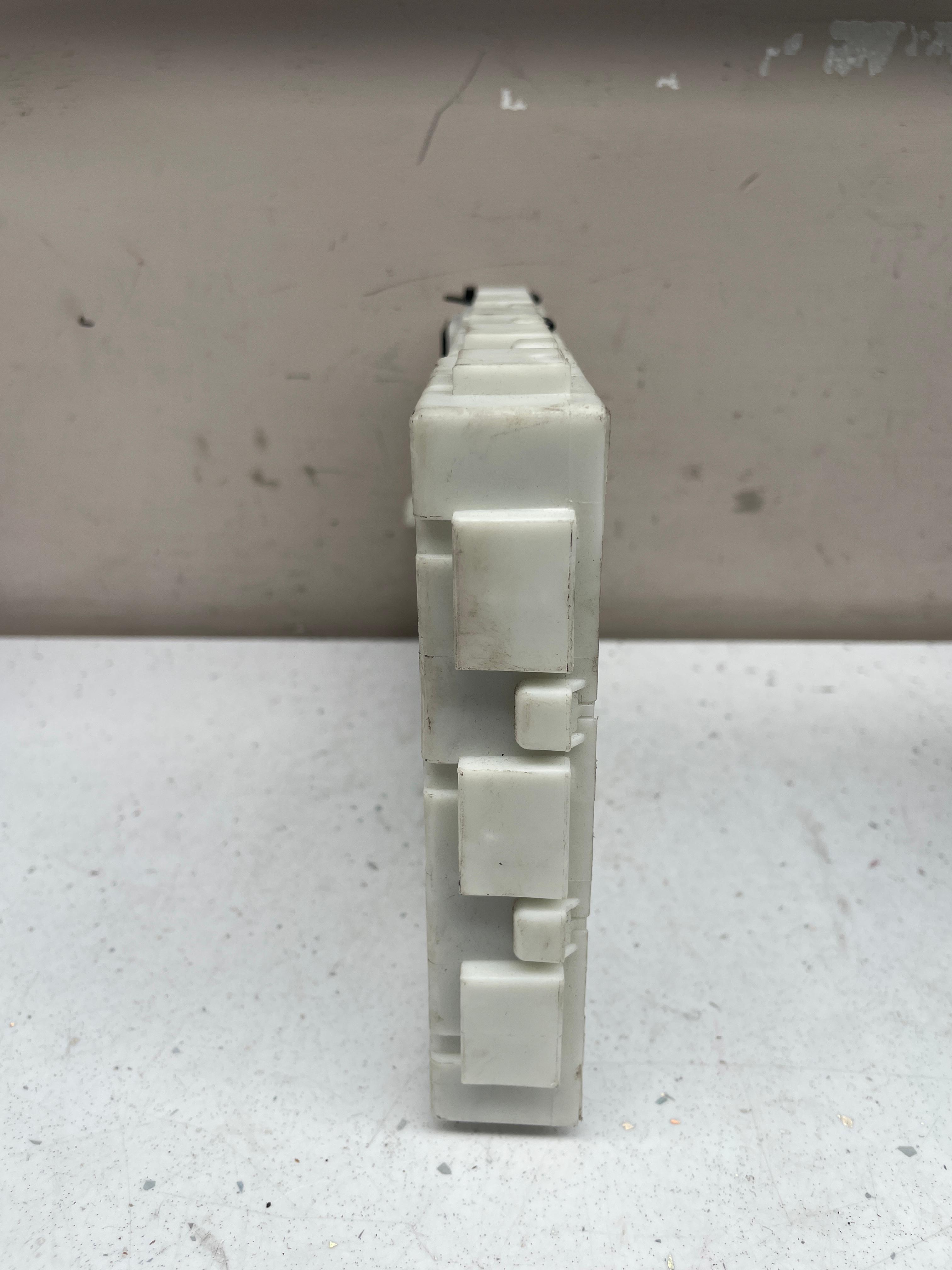 2611-13-9385 BMW MODUL BODY COMFORT