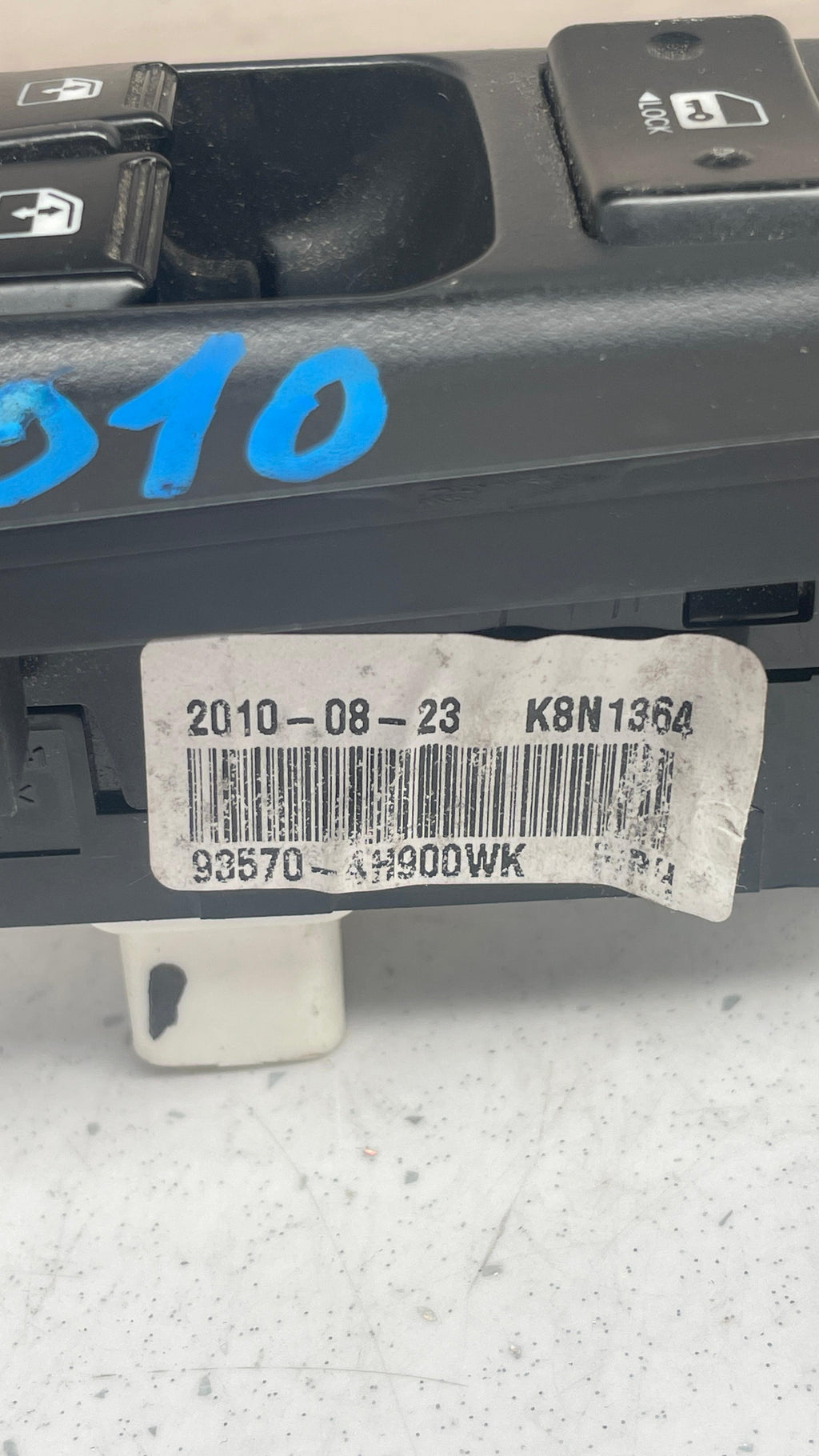 93570-4H900 HYUNDAI H1 STAREX POWER WINDOW MAIN SWITCH