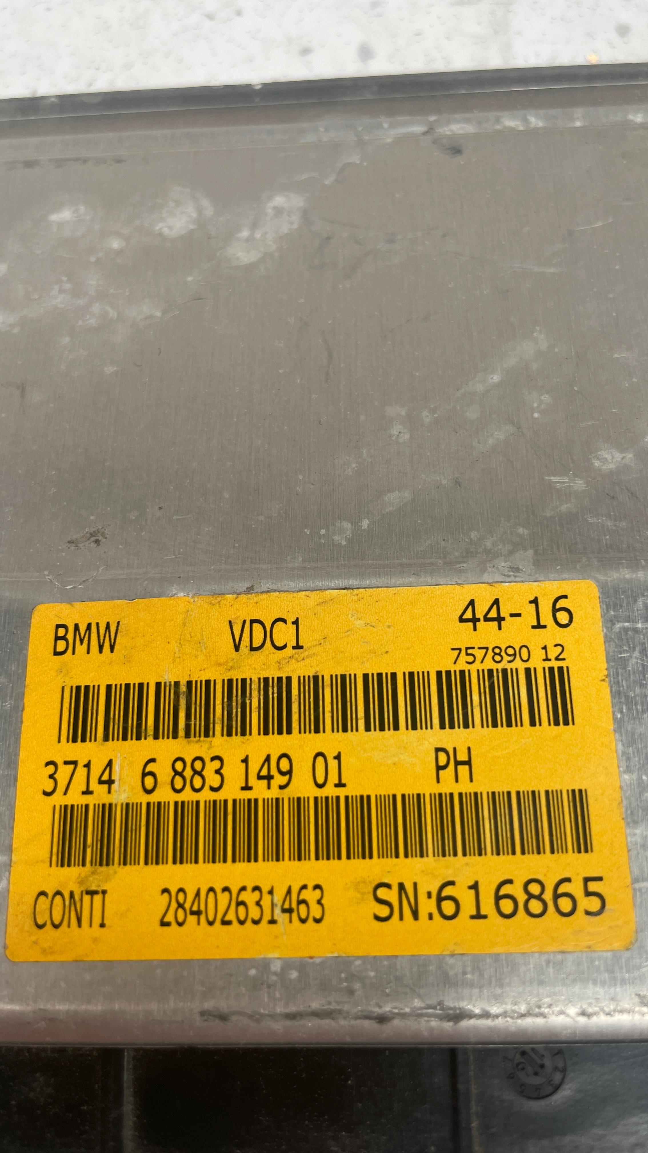 3714688314901 BMW SUSPENSION CONTROL MODULE ECU