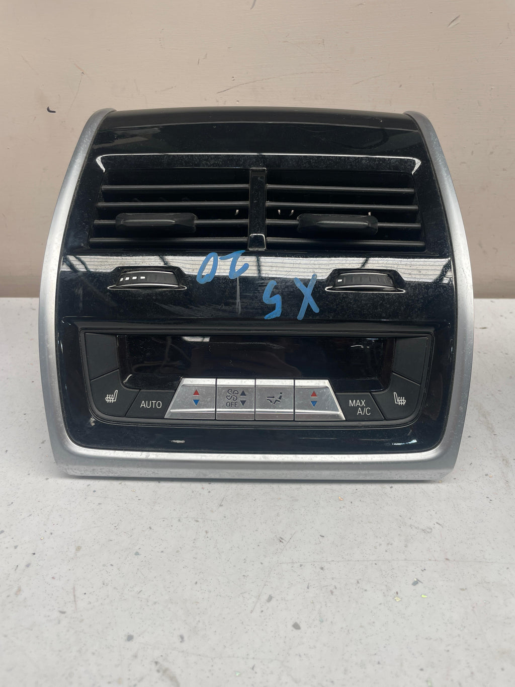 9462515-01 BMW X5  REAR CLIMATE CONTROL PANEL
