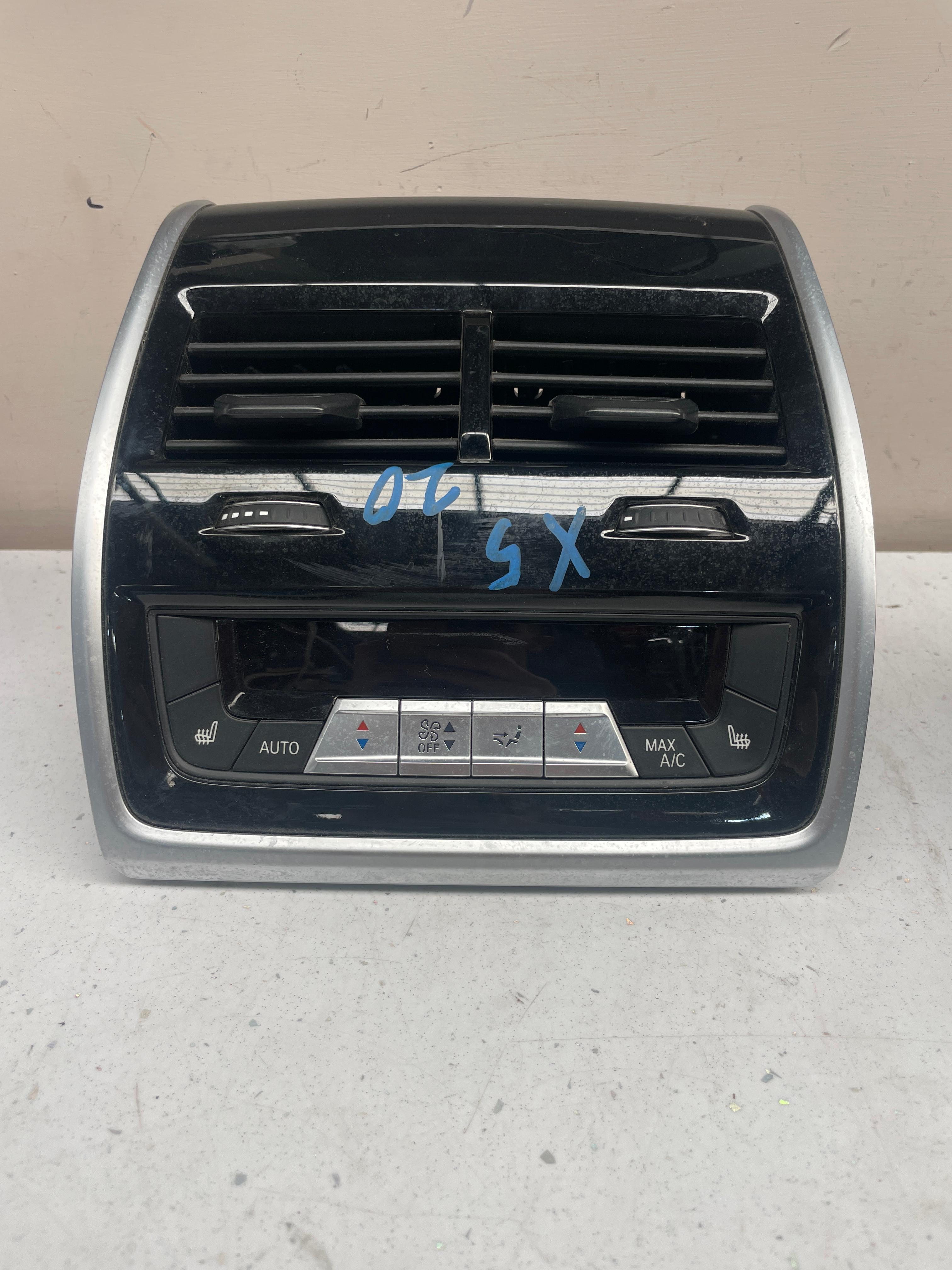 9462515-01 BMW X5  REAR CLIMATE CONTROL PANEL