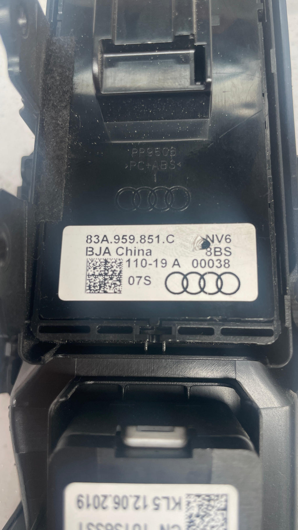 83A959851C AUDI  MASTER POWER WINDOW SWITCH