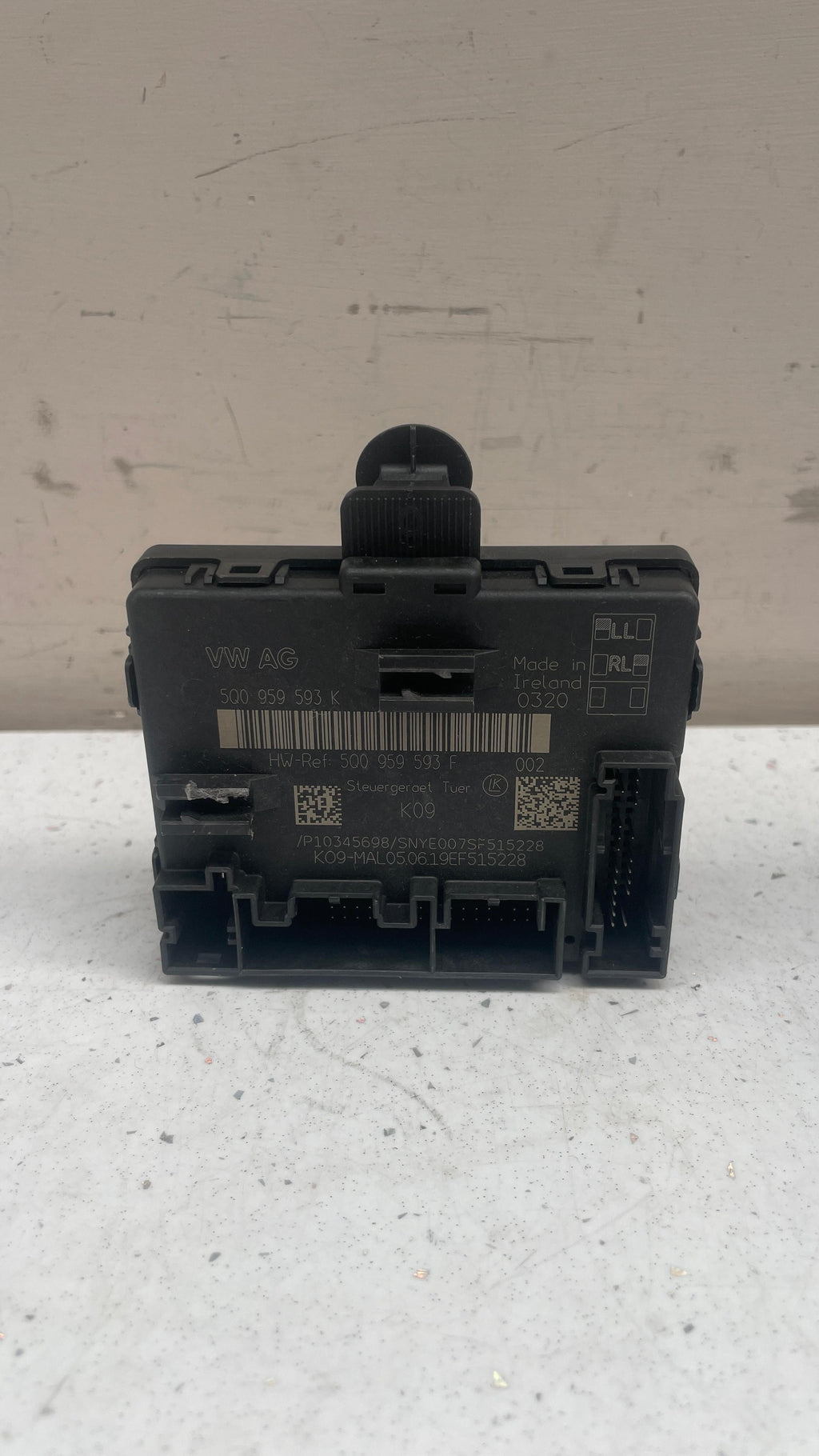 5Q0959593K  AUDI A8 STEERING ANGLE SENSOR