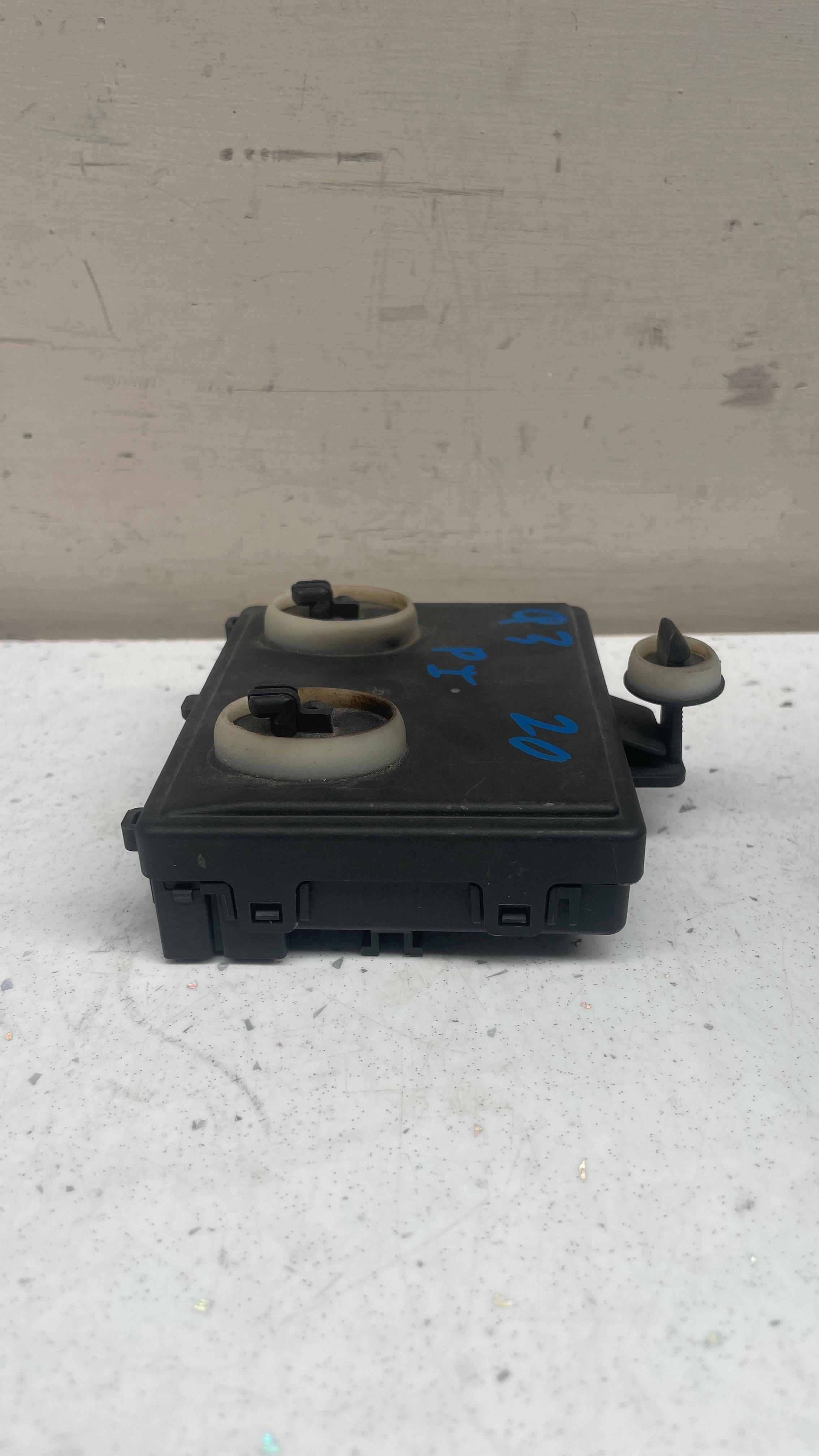 5Q0959593K  AUDI A8 STEERING ANGLE SENSOR