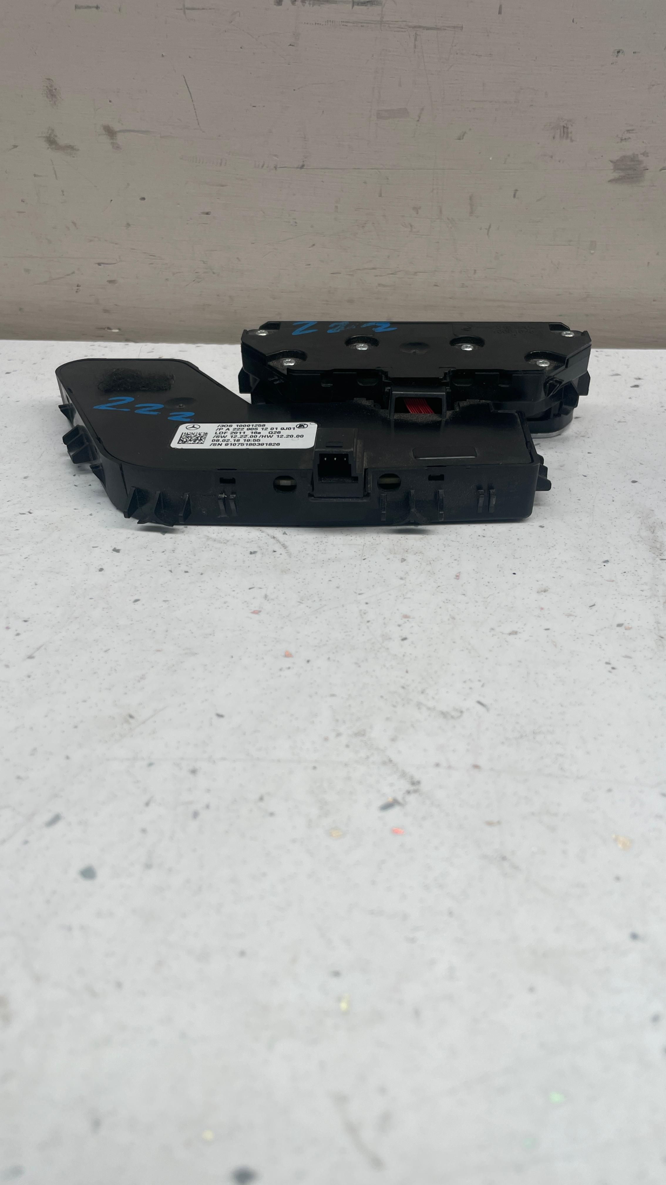 A2229051201 MERCEDES SEAT HEATING SWITCH REAR RIGHT