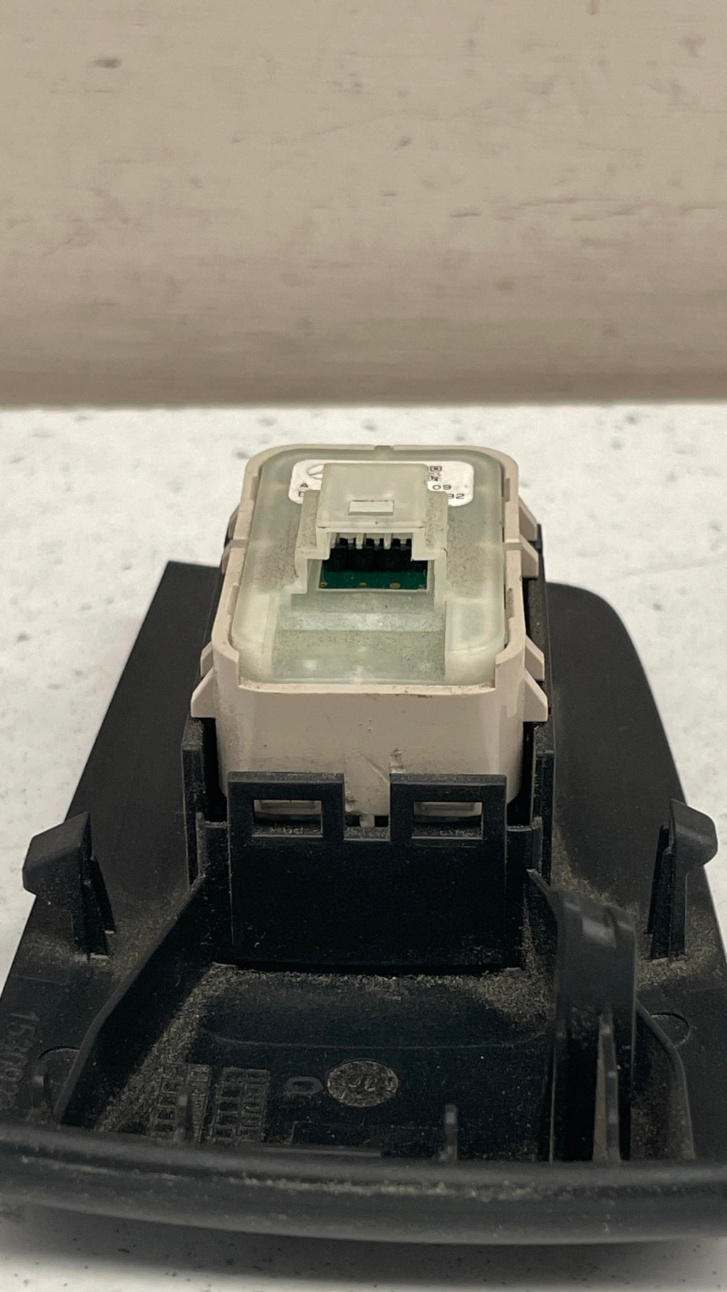 A2229050309 MERCEDES W222 WINDOW SWITCH CONTROL