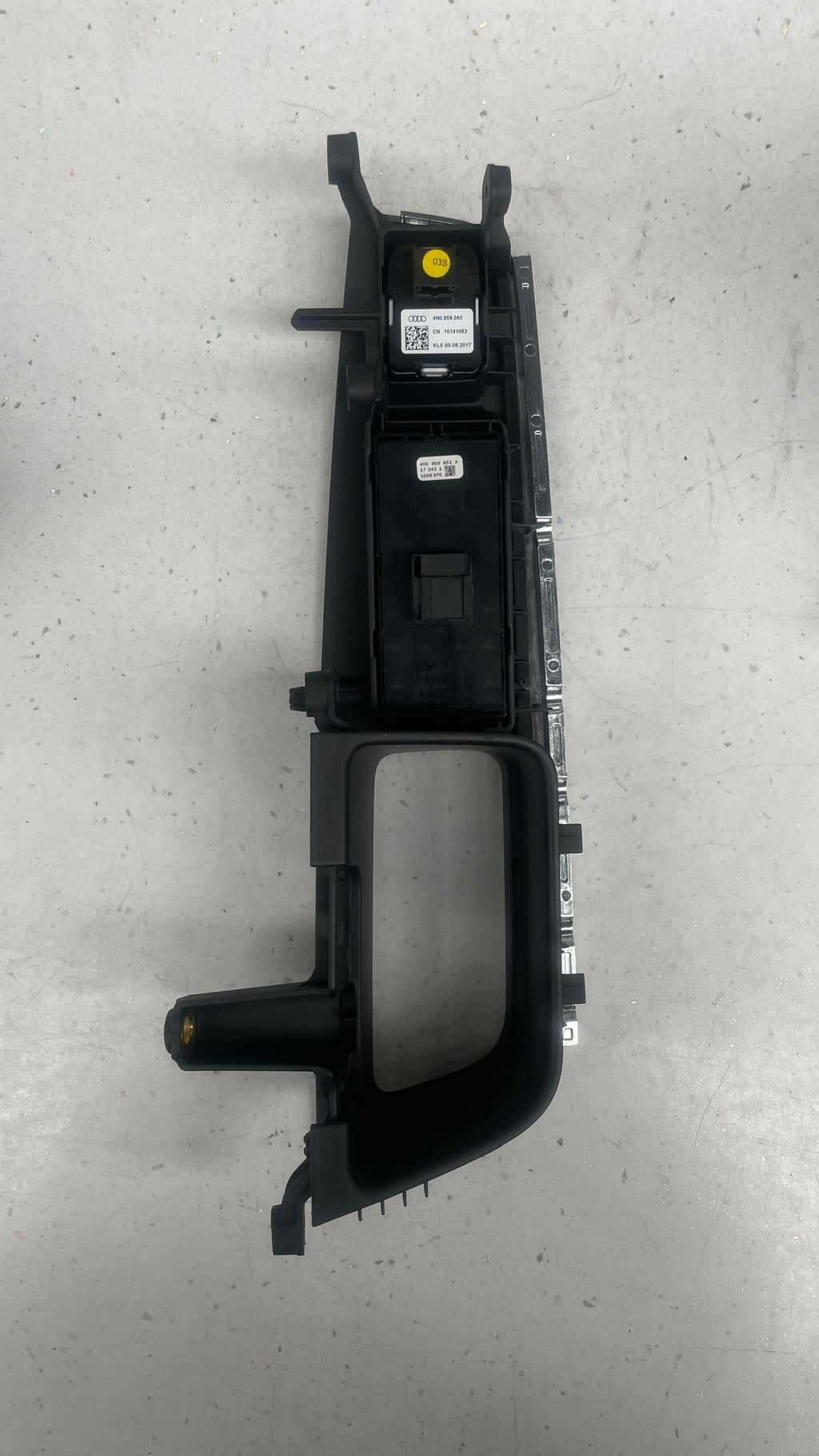 4N0959851A AUDI A8 DRIVER SIDE WINDOW SWITCH
