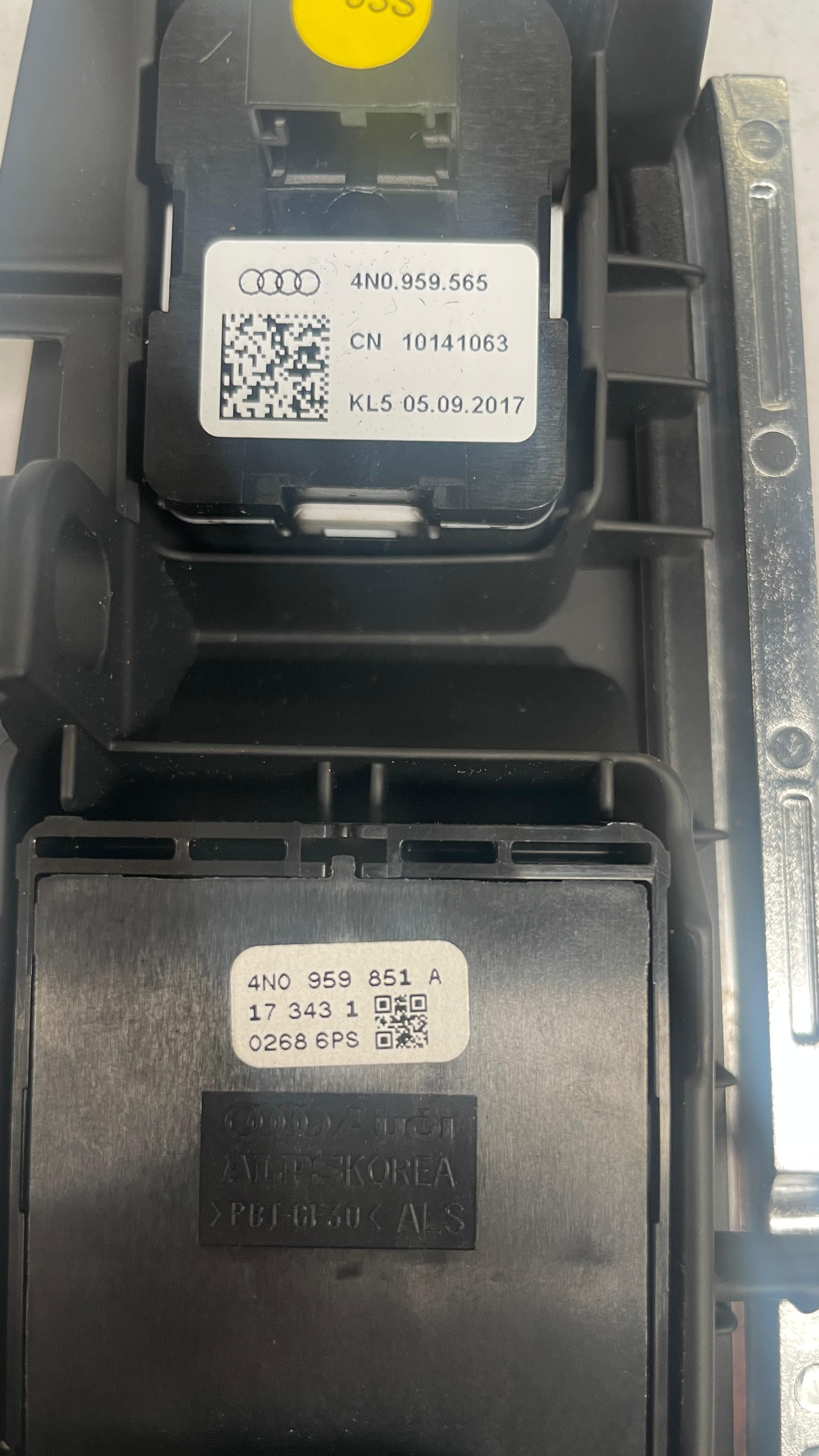 4N0959851A AUDI A8 DRIVER SIDE WINDOW SWITCH