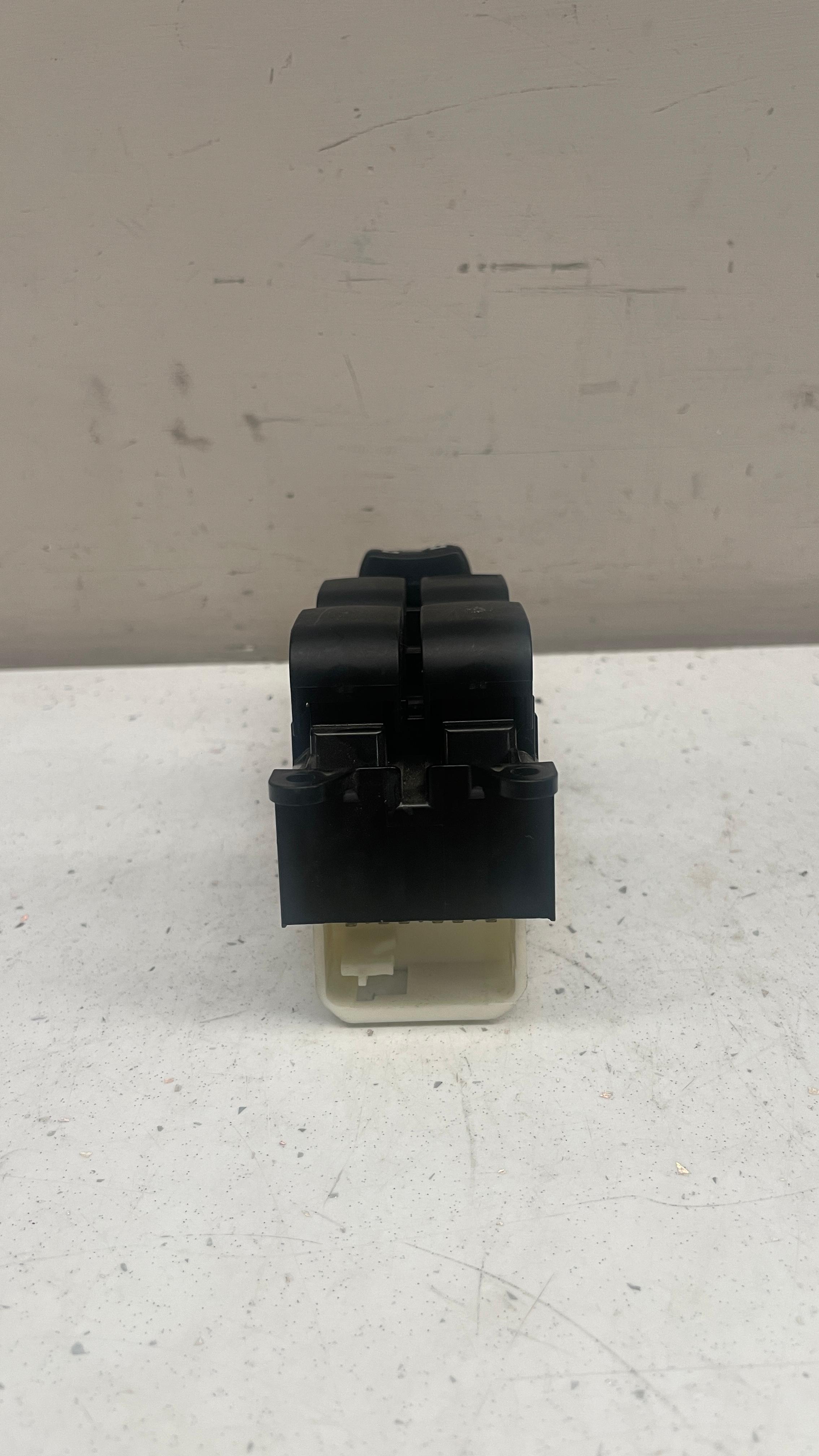 192830 TOYOTA RAV4 ELECTRIC WINDOW CONTROL SWITCH