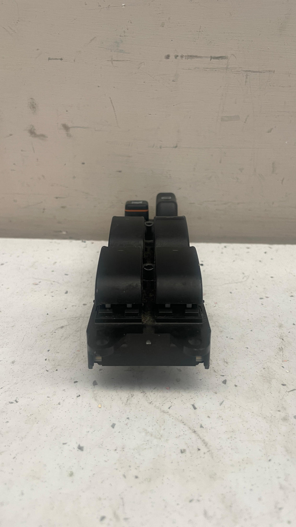 54355668D TOYOTA COROLLA POWER WINDOW SWITCH