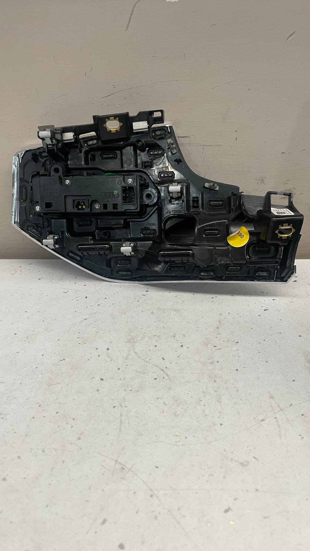 83C853190A AUDI Q3 DASHBOARD HEADLIGHT SWITCH TRIM
