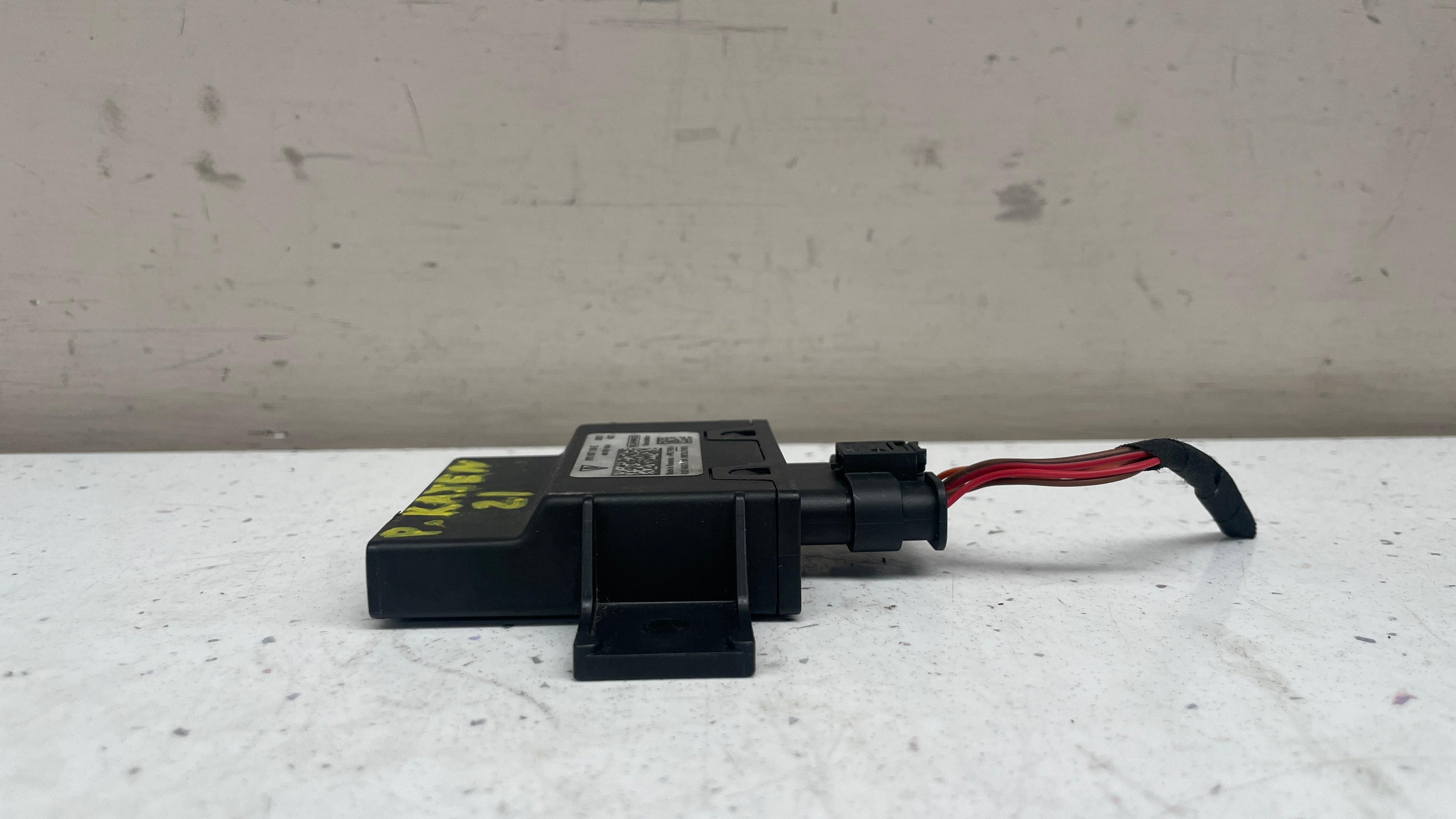 9Y0907159E PORSCHE CAYENNE ENGINE SOUND CONTROL