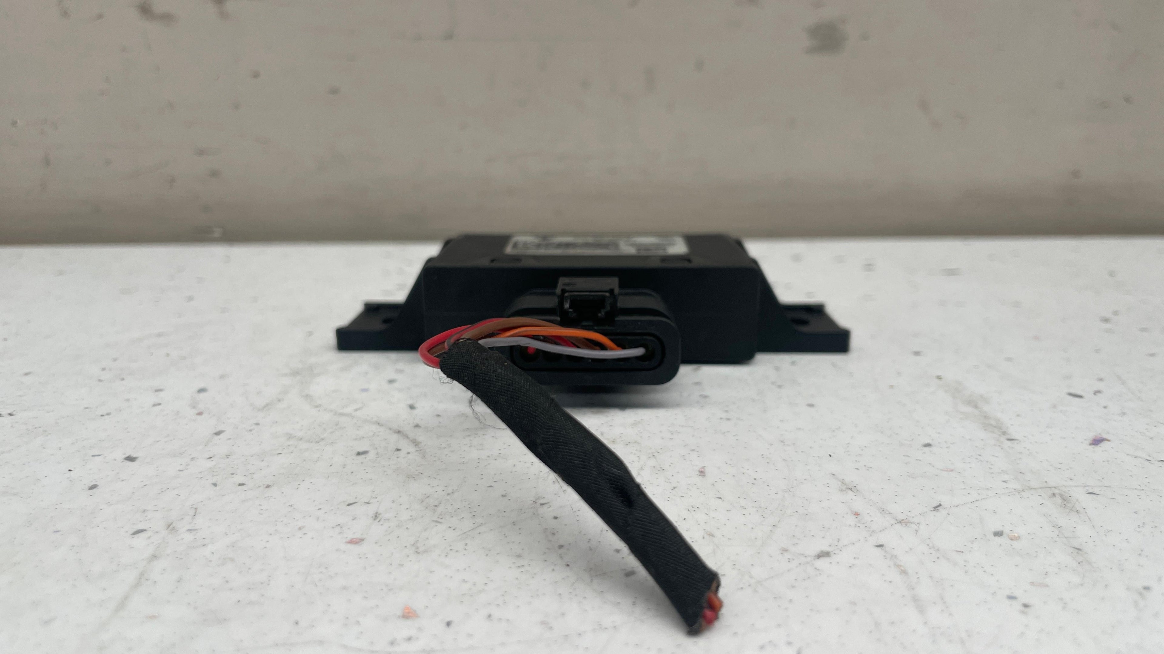 9Y0907159E PORSCHE CAYENNE ENGINE SOUND CONTROL