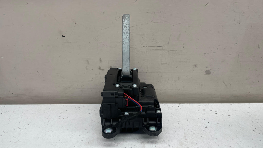 9Y0713041B PORSCHE CAYENNE GEAR SHIFT SELECTOR