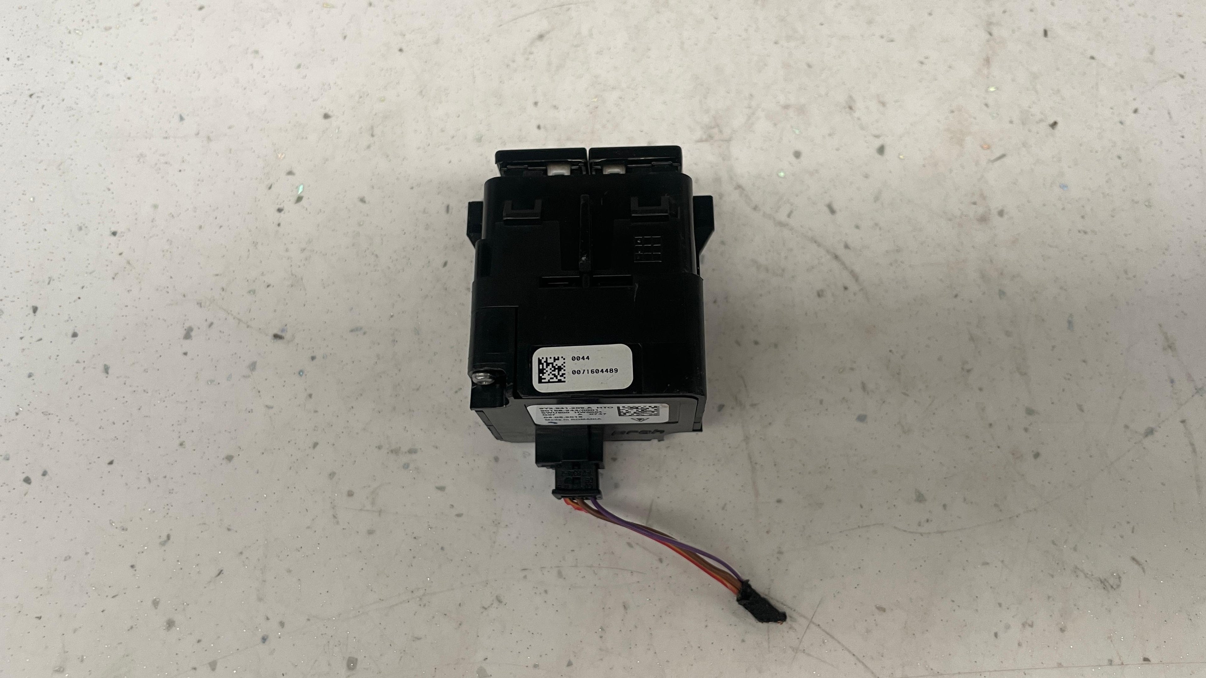 9Y2941209A PORSCHE CAYENNE HEADLIGHT SWITCH CONTROL