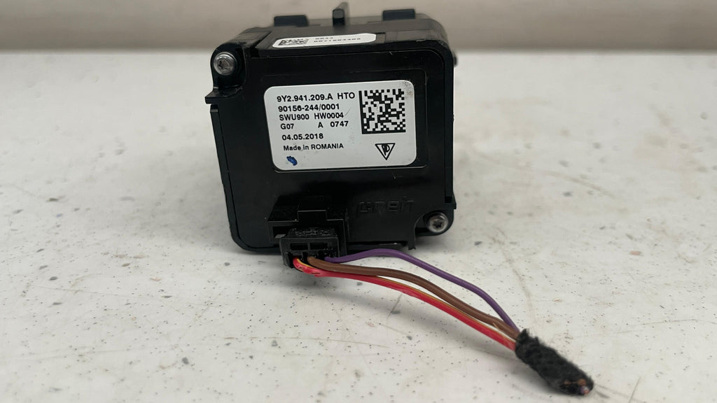 9Y2941209A PORSCHE CAYENNE HEADLIGHT SWITCH CONTROL