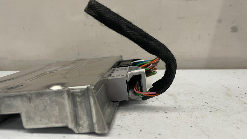 4KE907468R AUDI DIAGNOSTIC INTERFACE / GATEWAY MODULE