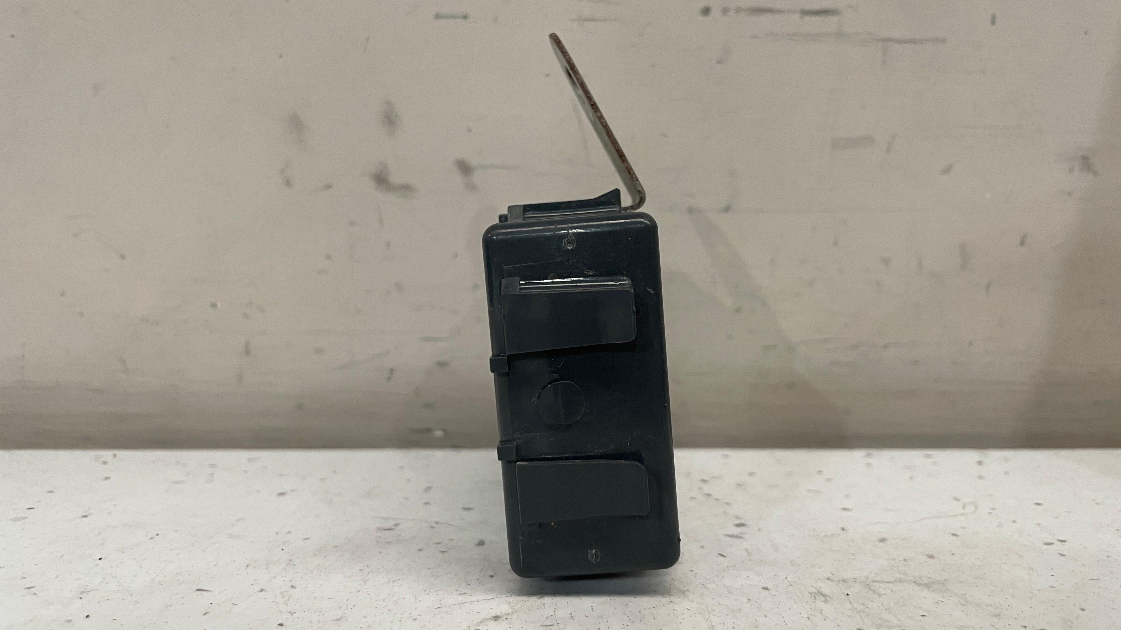 89111-60020 TOYOTA NETWORK GATEWAY MODULE