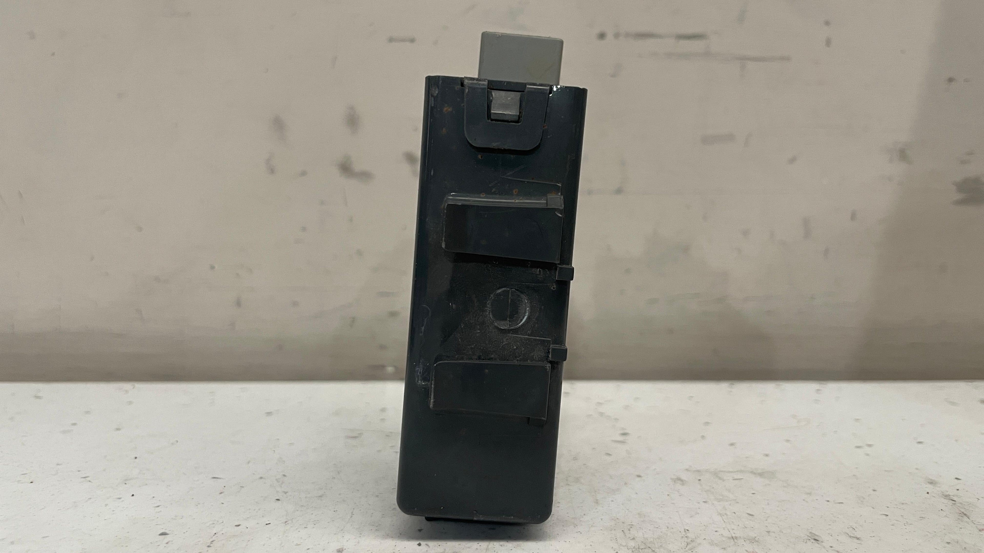 89111-60020 TOYOTA NETWORK GATEWAY MODULE