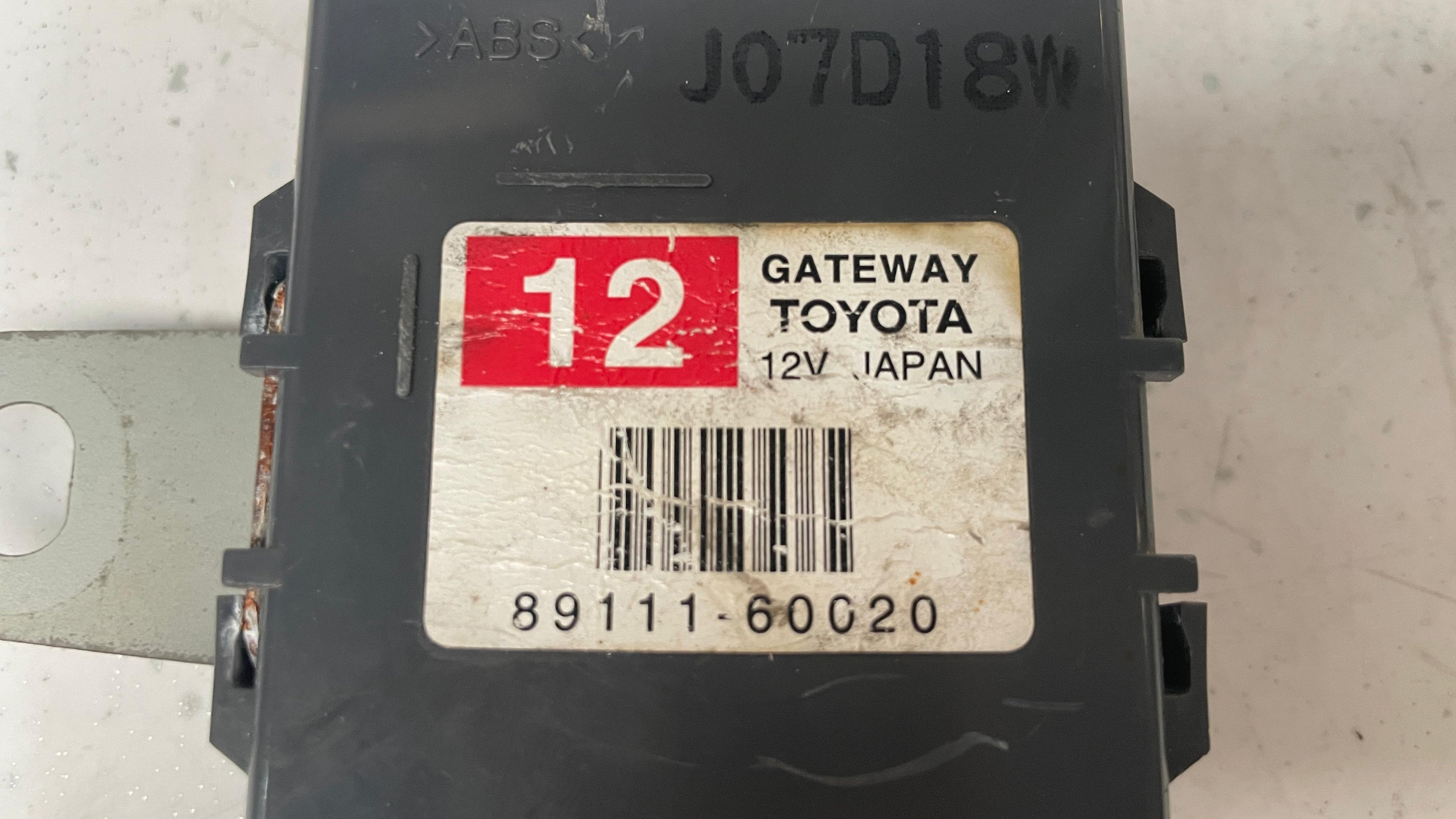 89111-60020 TOYOTA NETWORK GATEWAY MODULE