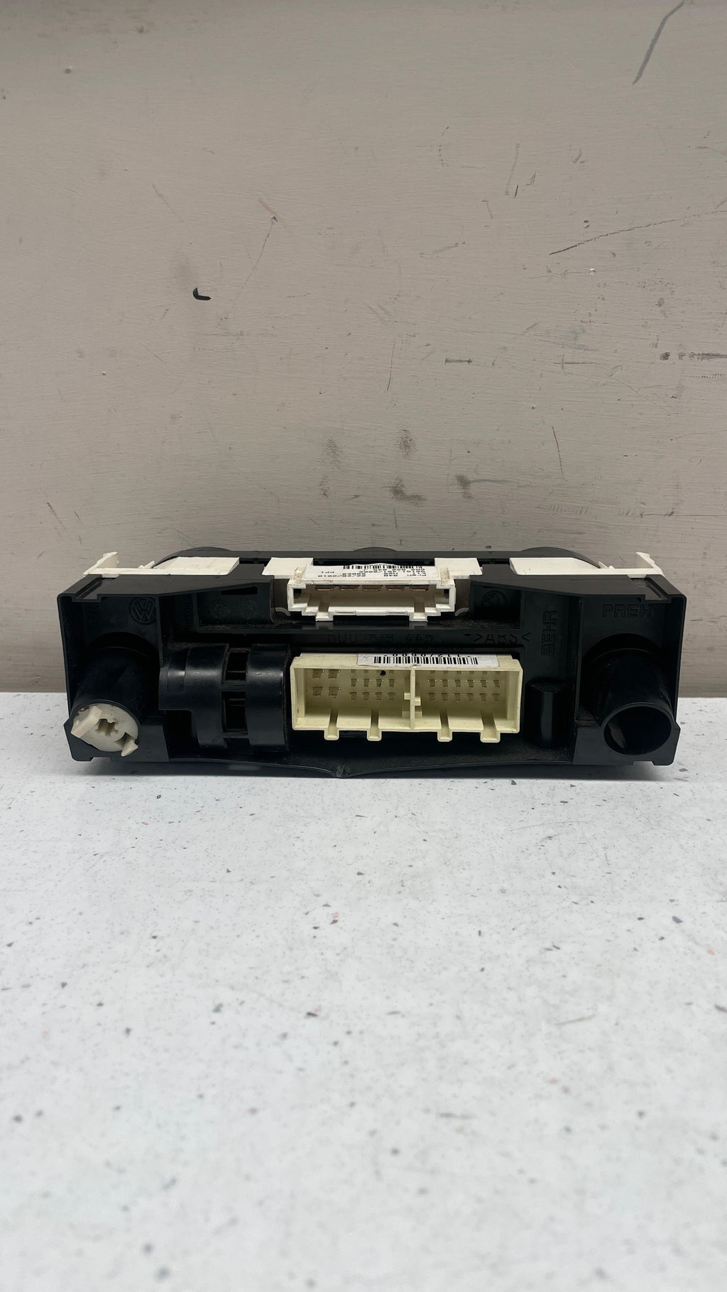 6R0820045J VOLKSWAGEN POLO HEATER / AC CONTROLLER