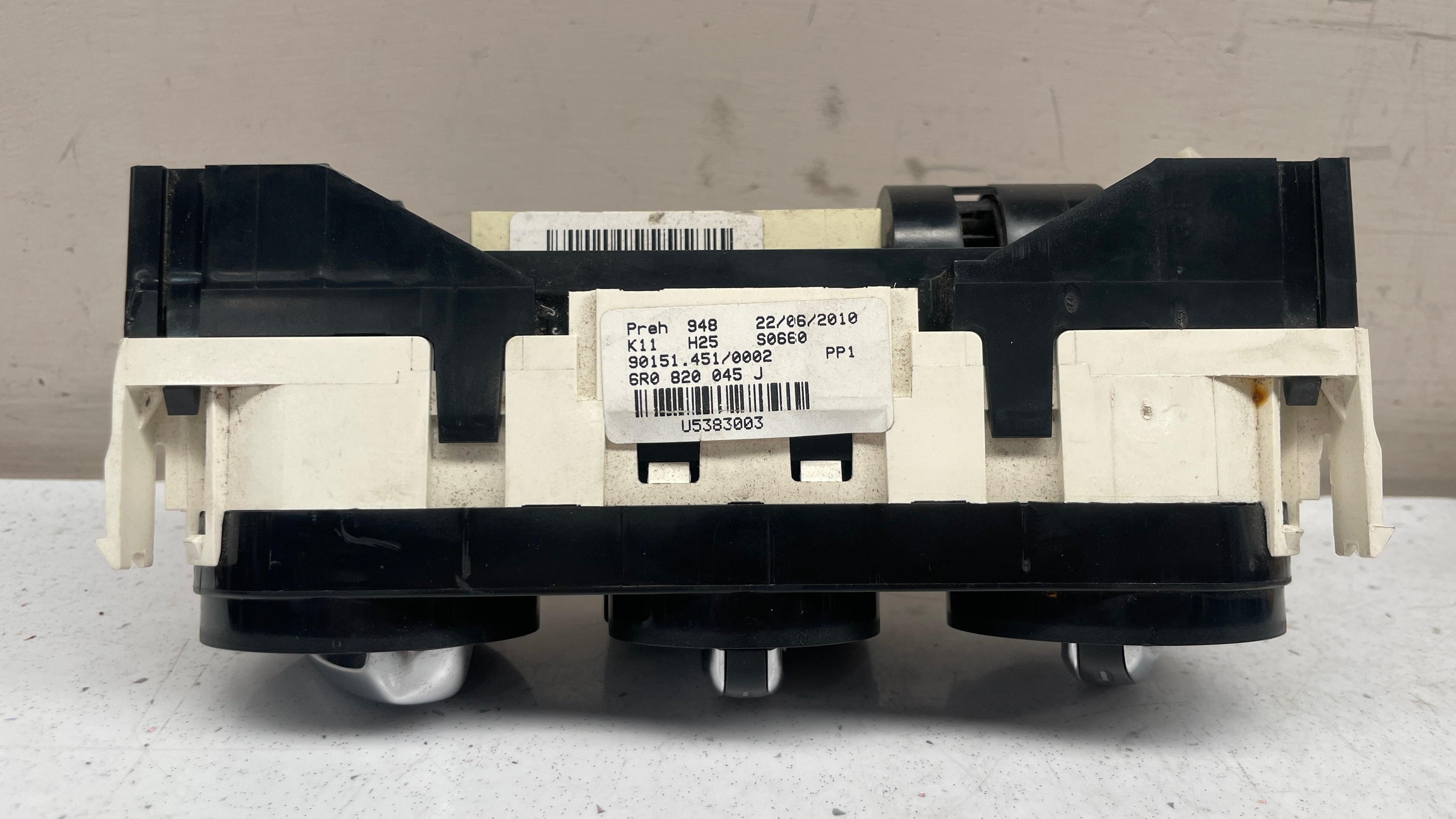 6R0820045J VOLKSWAGEN POLO HEATER / AC CONTROLLER