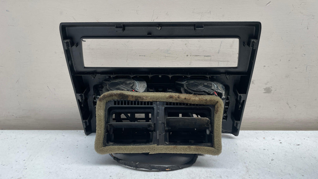 760819203 VOLKSWAGEN TOUAREG CENTER DASHBOARD AIR VENT
