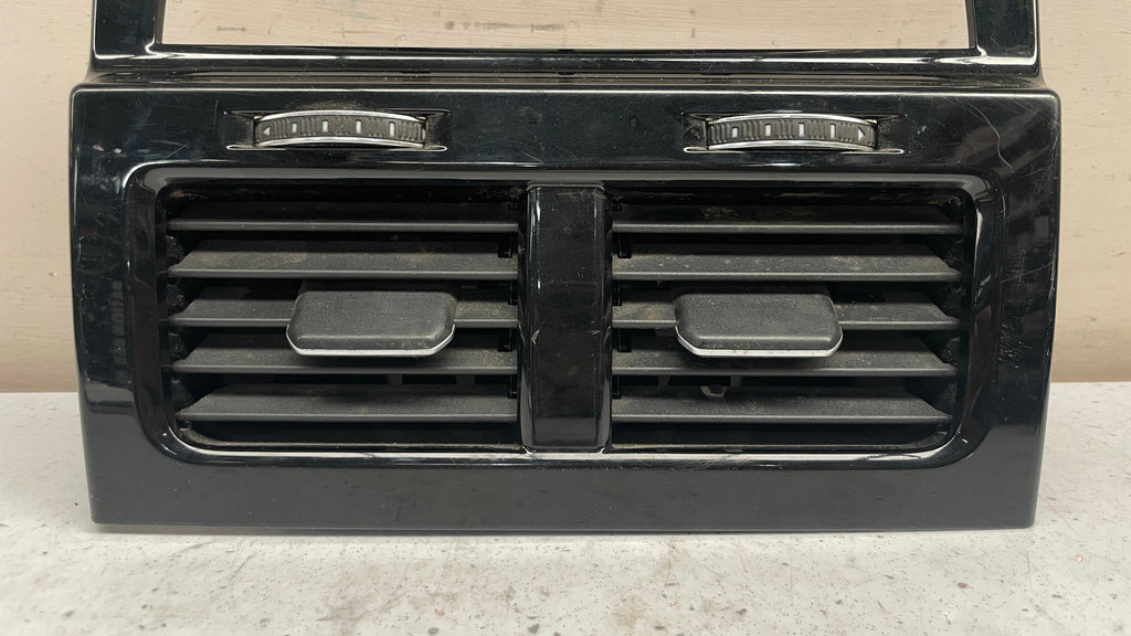 760819203 VOLKSWAGEN TOUAREG CENTER DASHBOARD AIR VENT