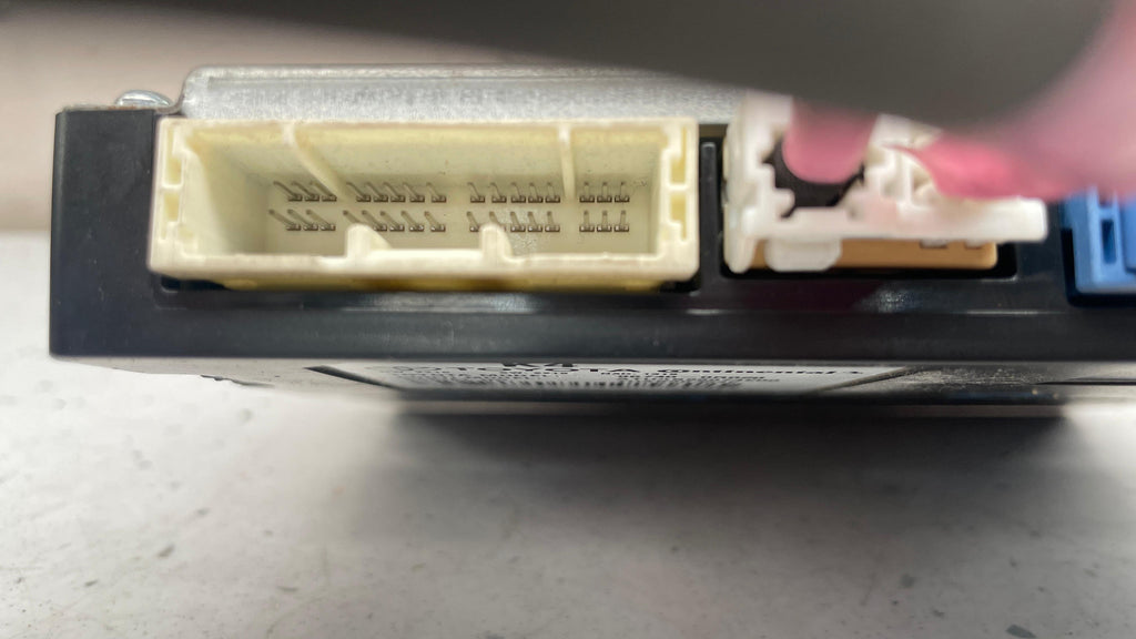 86740-0R020 TOYOTA RAV4 TELEMATICS TRANSCEIVER MODULE