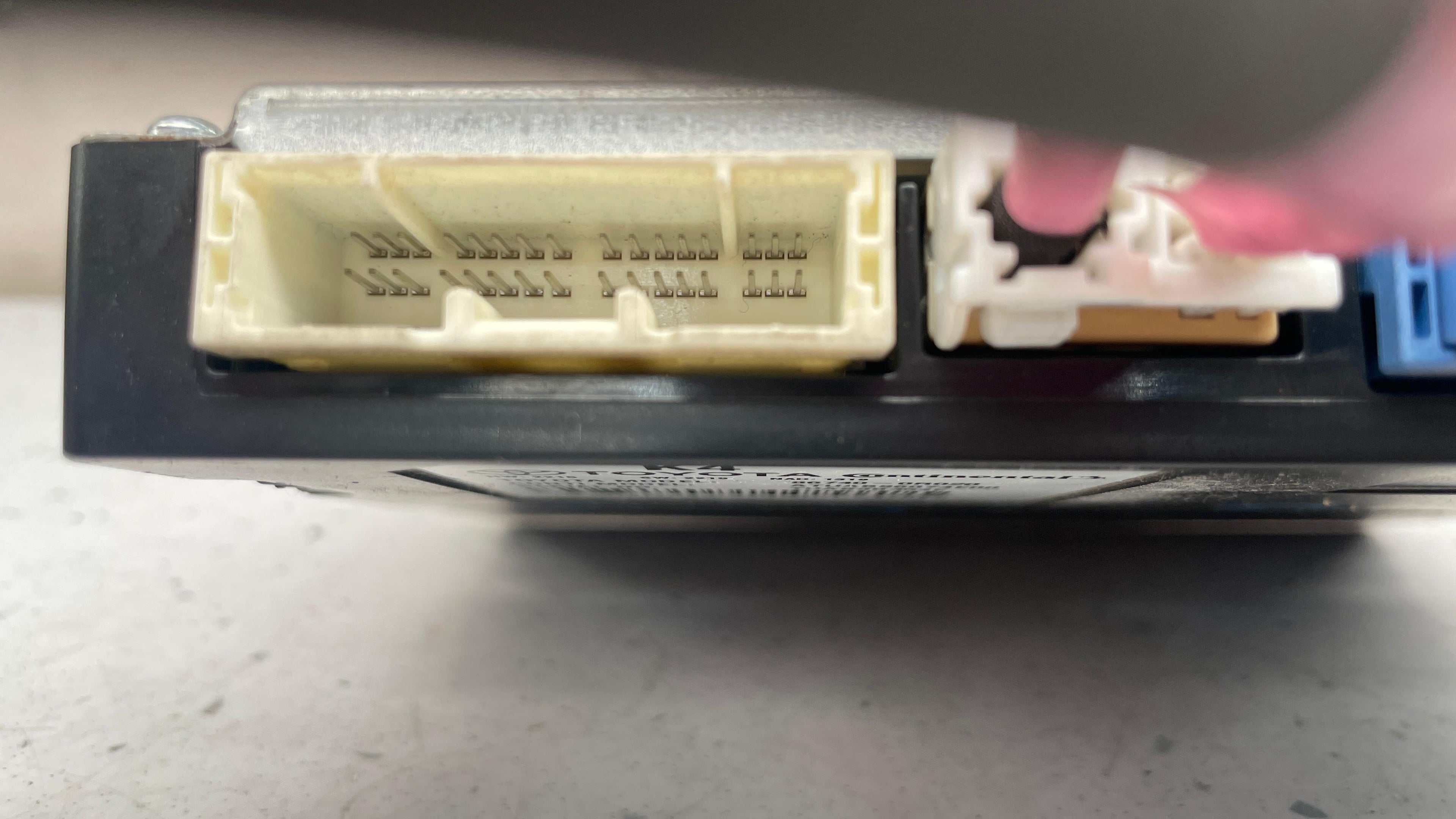 86740-0R020 TOYOTA RAV4 TELEMATICS TRANSCEIVER MODULE