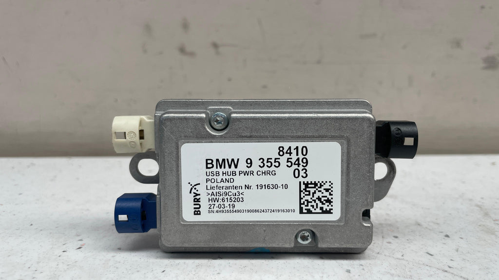 84109355549 BMW USB HUB MOBILE PHONE CONTROL