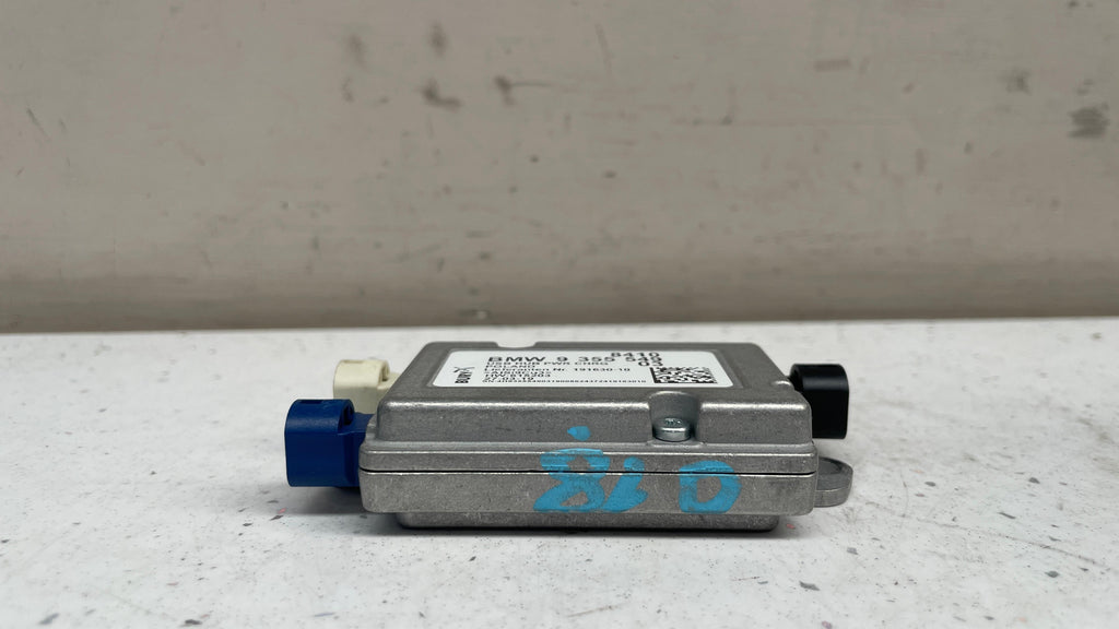 84109355549 BMW USB HUB MOBILE PHONE CONTROL