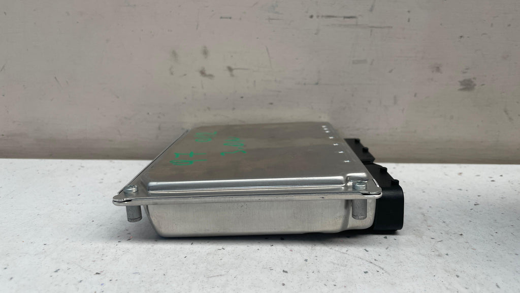 4L0907553E   AUDI  Q7 AIR SUSPENSION CONTROL UNIT