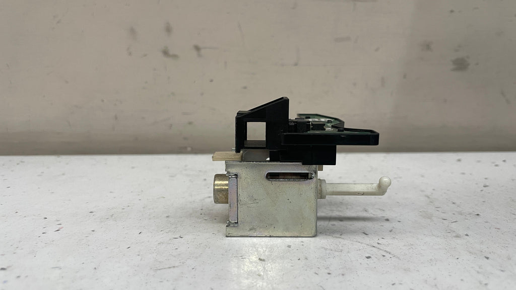 40E90528B10 AUDI TRANSMISSION SHIFT INDICATOR