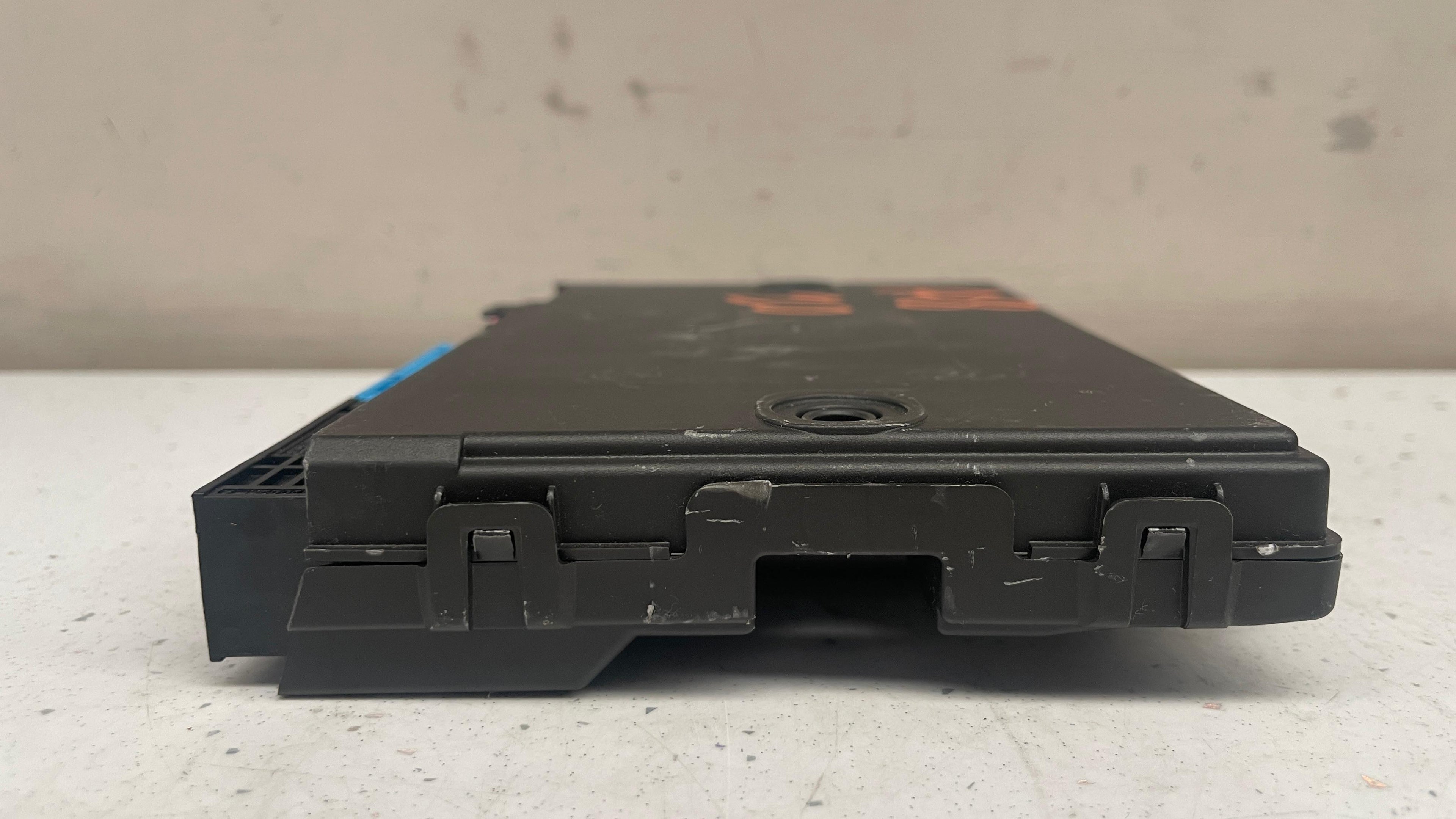 4N4907468AB PORSCHE CAYENNE GATEWAY CONTROL UNIT