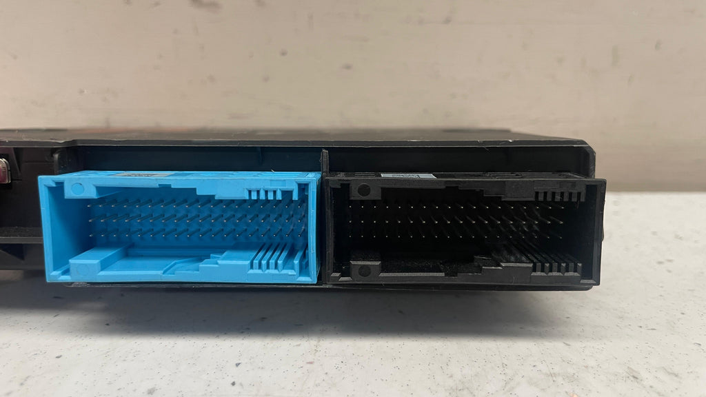 4N4907468AB PORSCHE CAYENNE GATEWAY CONTROL UNIT