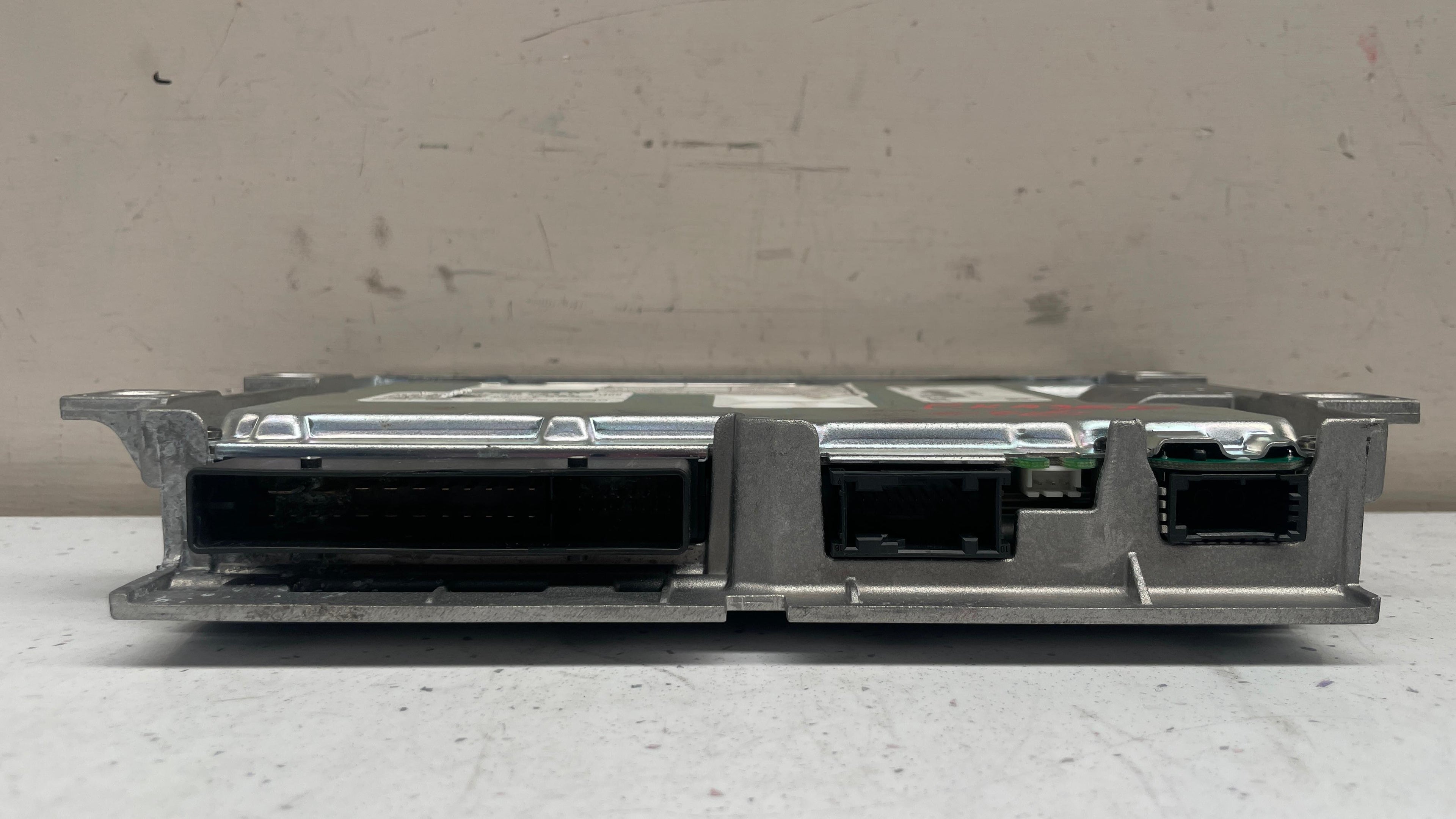 4G5035223D PORSCHE CAYENNE GENUINE BOSE AMPLIFIER