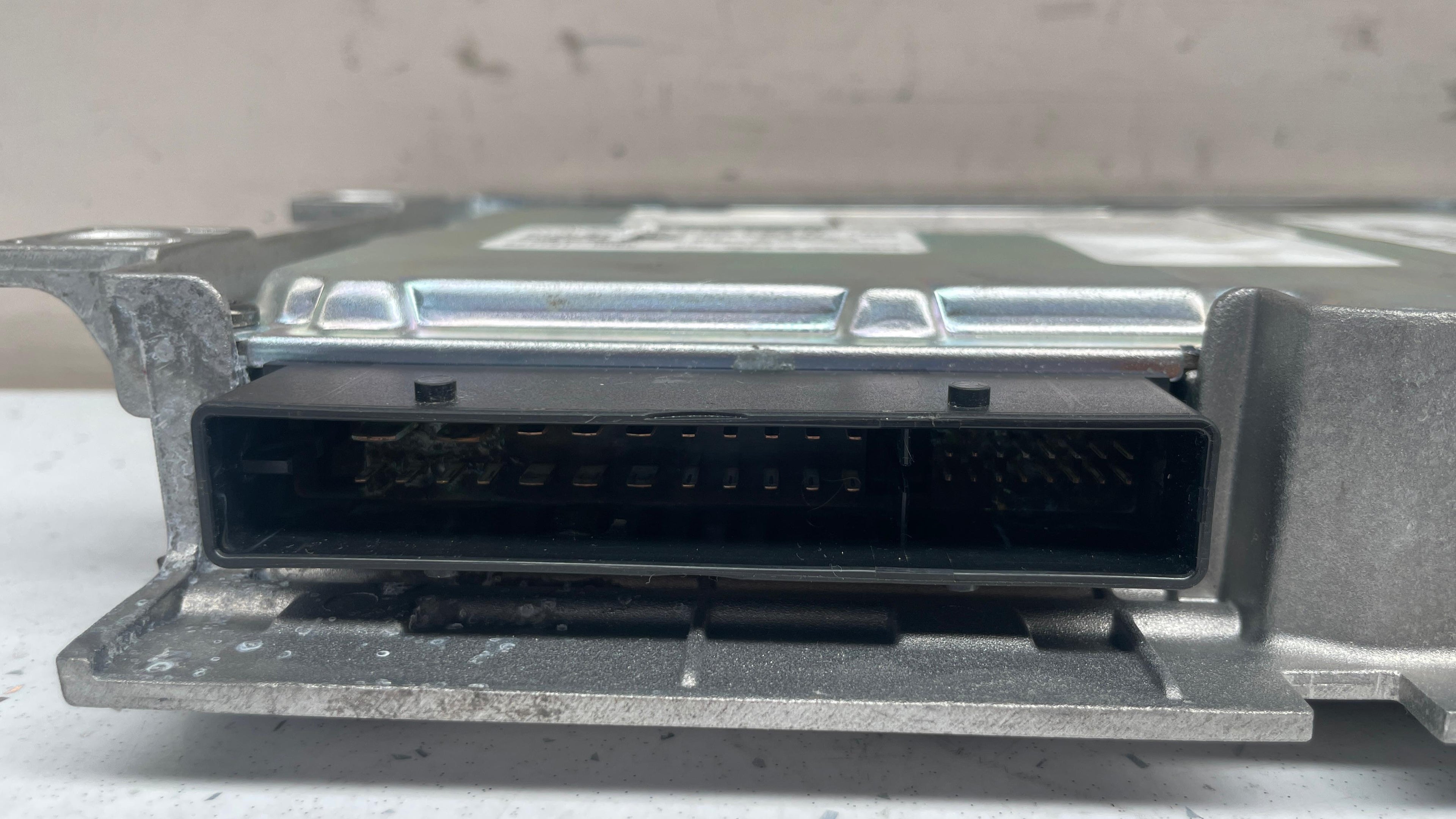 4G5035223D PORSCHE CAYENNE GENUINE BOSE AMPLIFIER