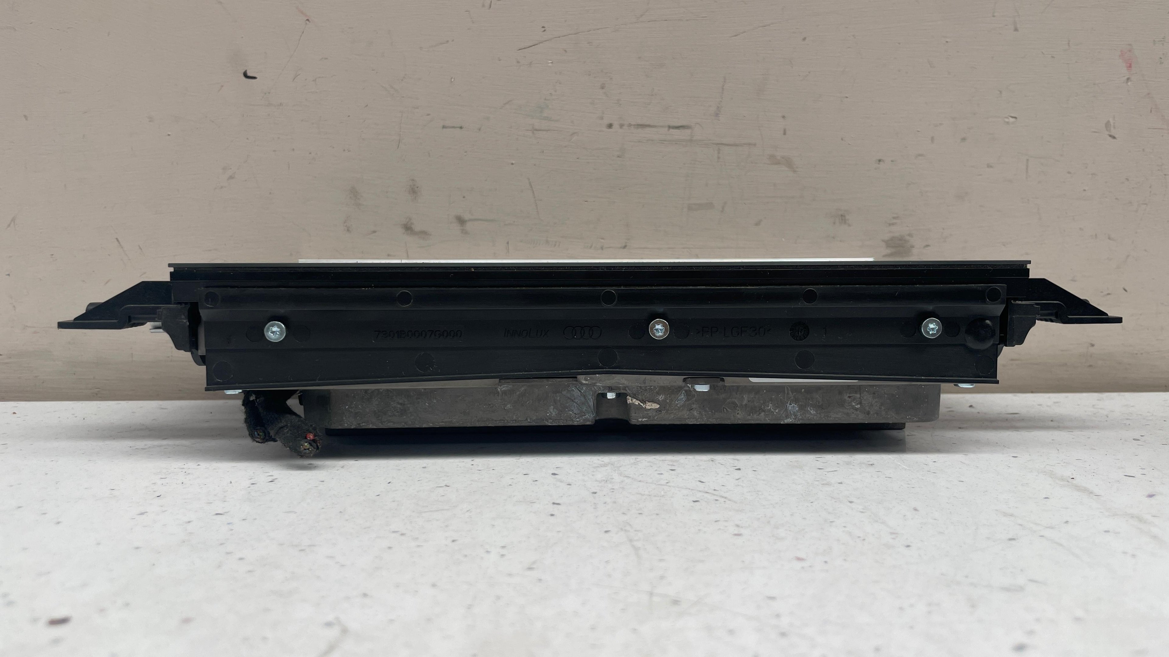 4M8919605M AUDI Q7 NAVIGATION DISPLAY SCREEN