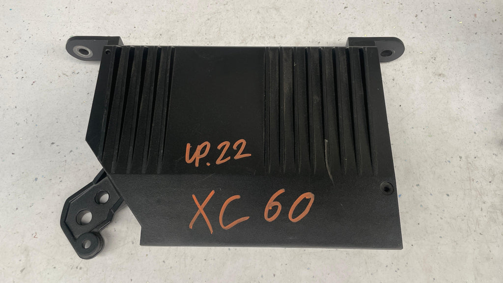 32212303AA VOLVO XC90 SOUND AMPLIFIER CONTROL
